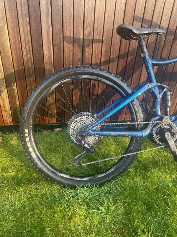 Entre Particuliers - Giant Stance E+ 0 Pro 4/5