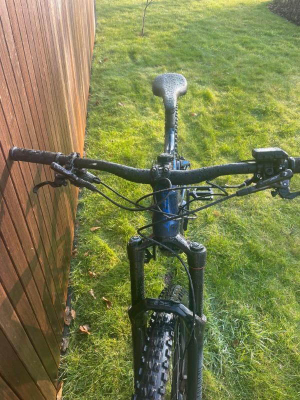 Entre Particuliers - Giant Stance E+ 0 Pro 2/5