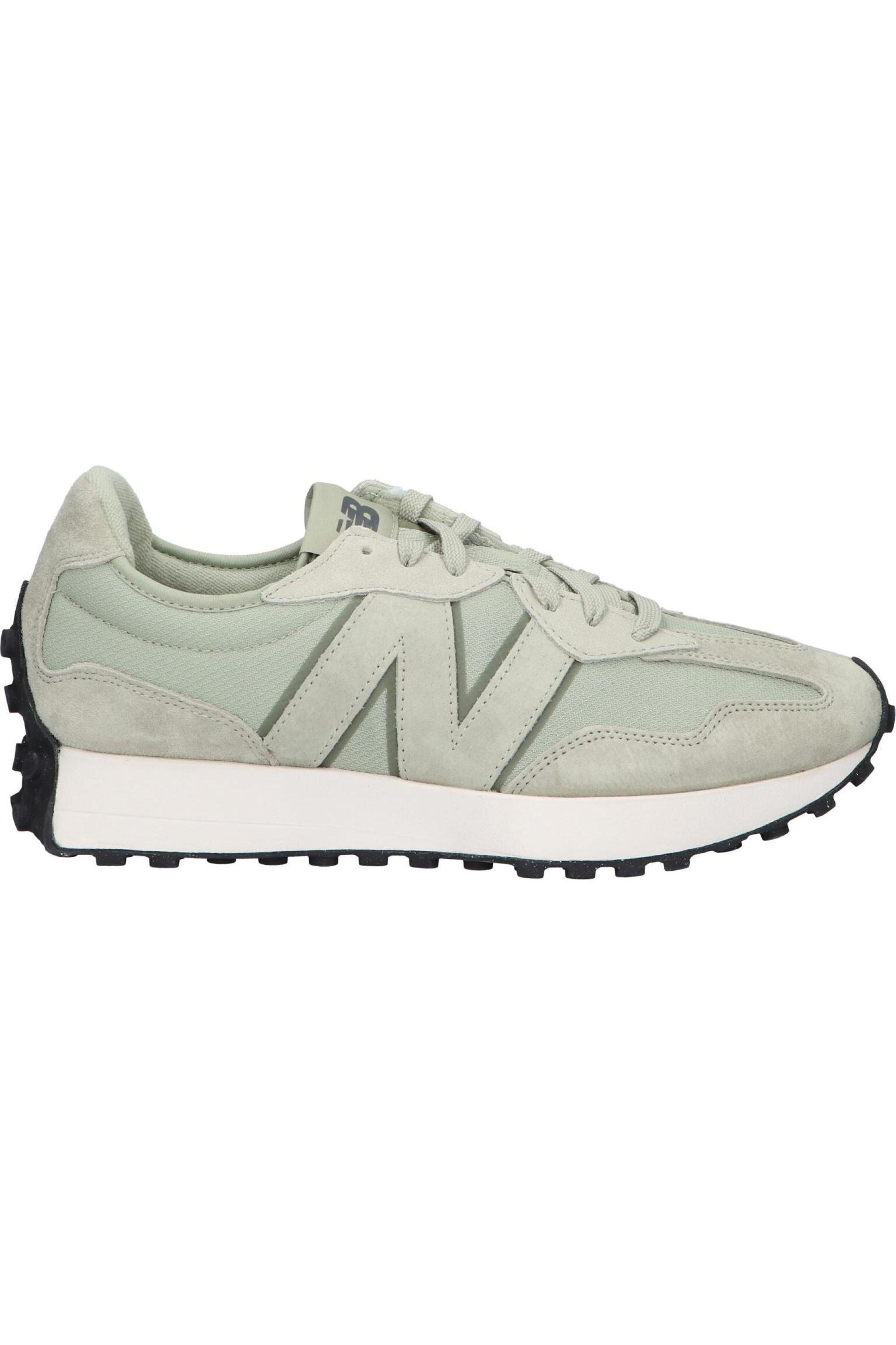 NEW BALANCE picture