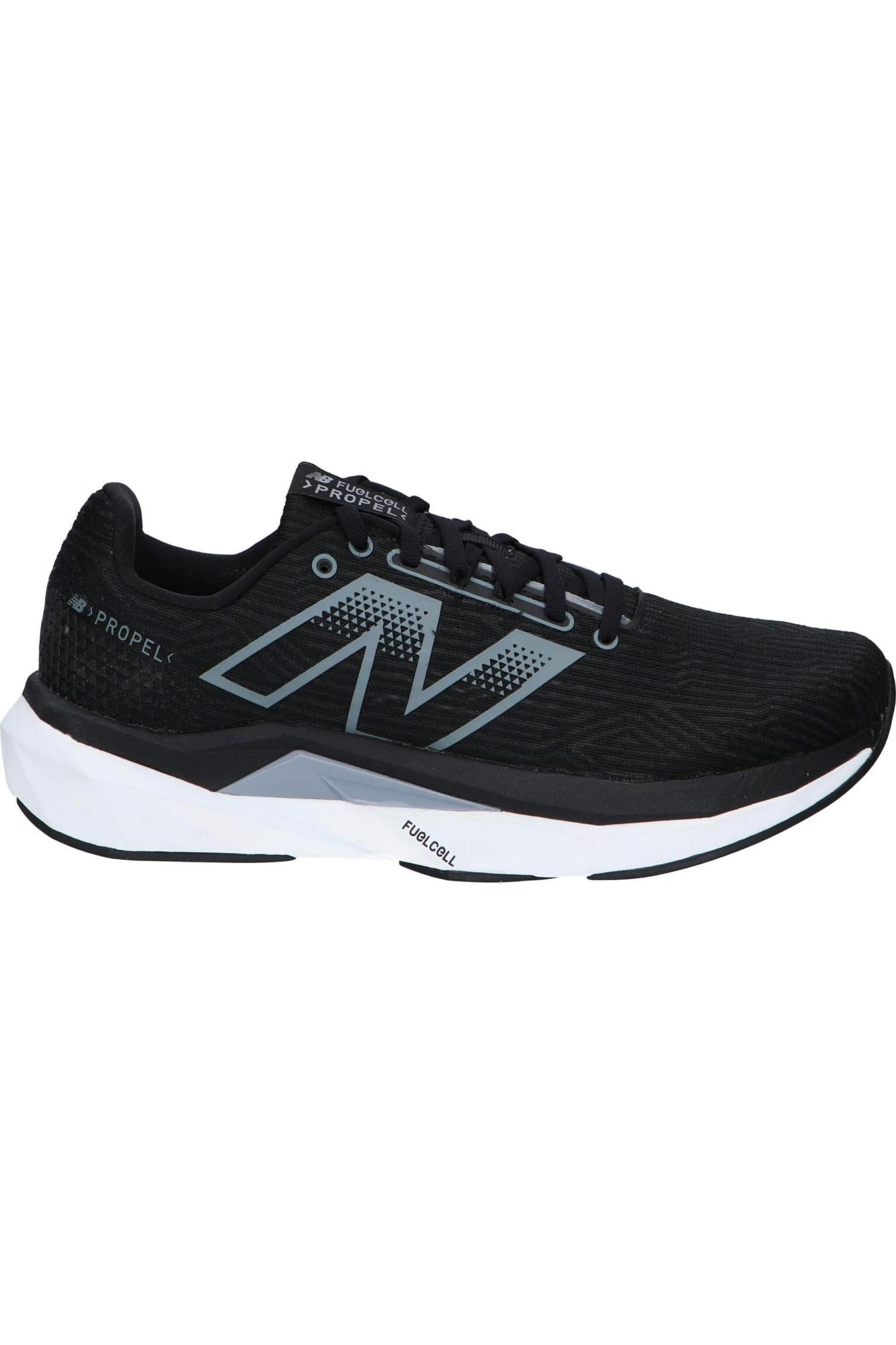 NEW BALANCE picture