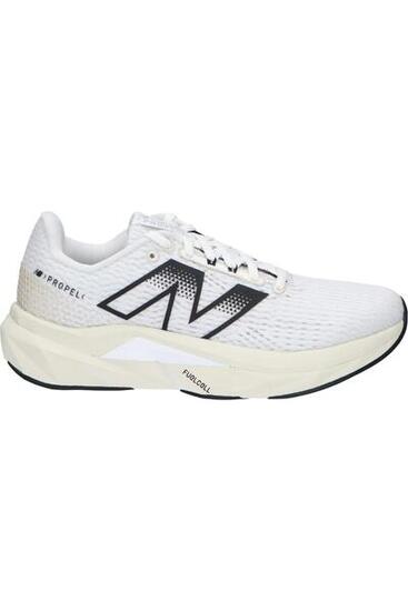 Hardloopschoenen New balance model WFCPRCX5 voor vrouwen