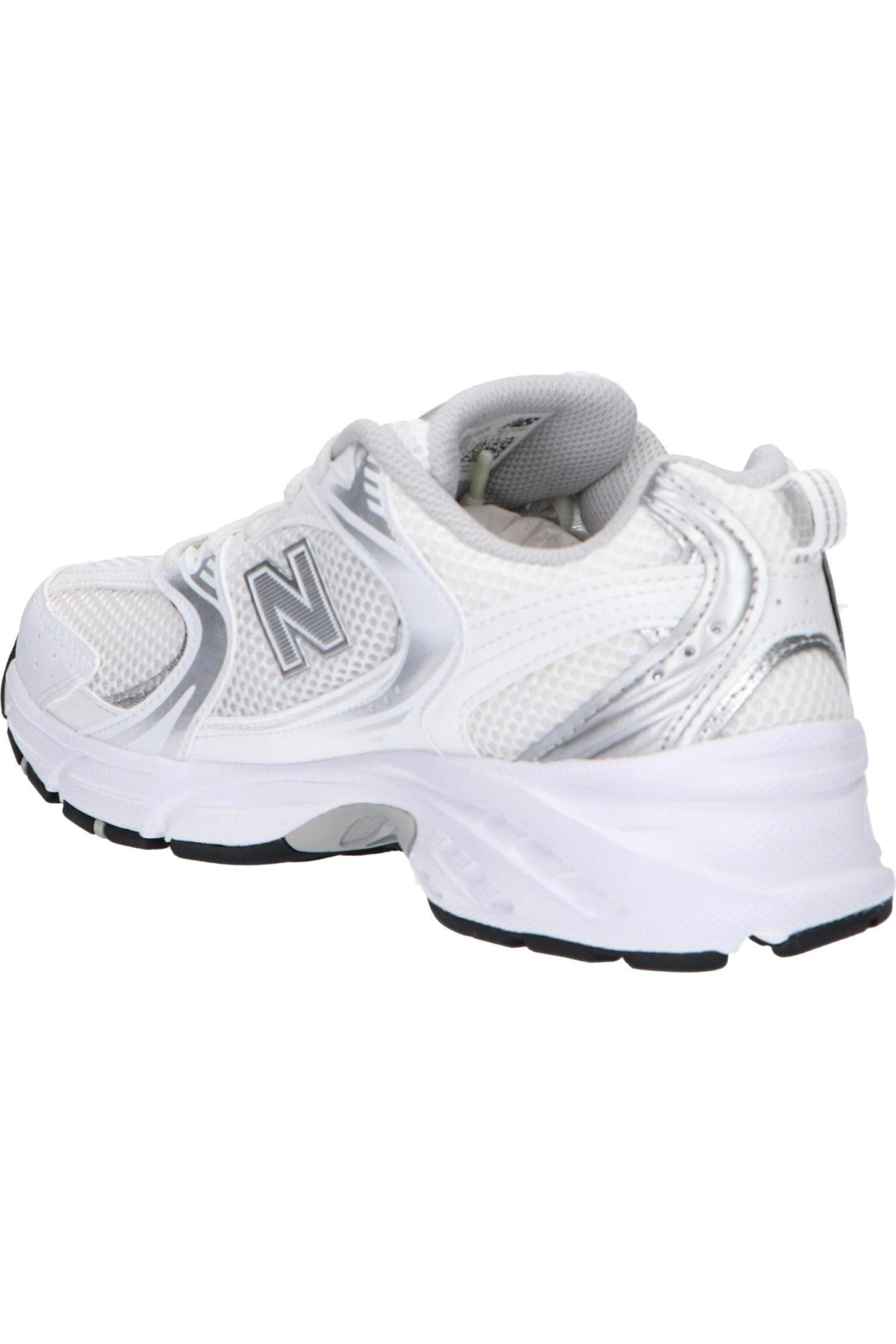 Women's New Balance 530 Grey Sneakers 5/5