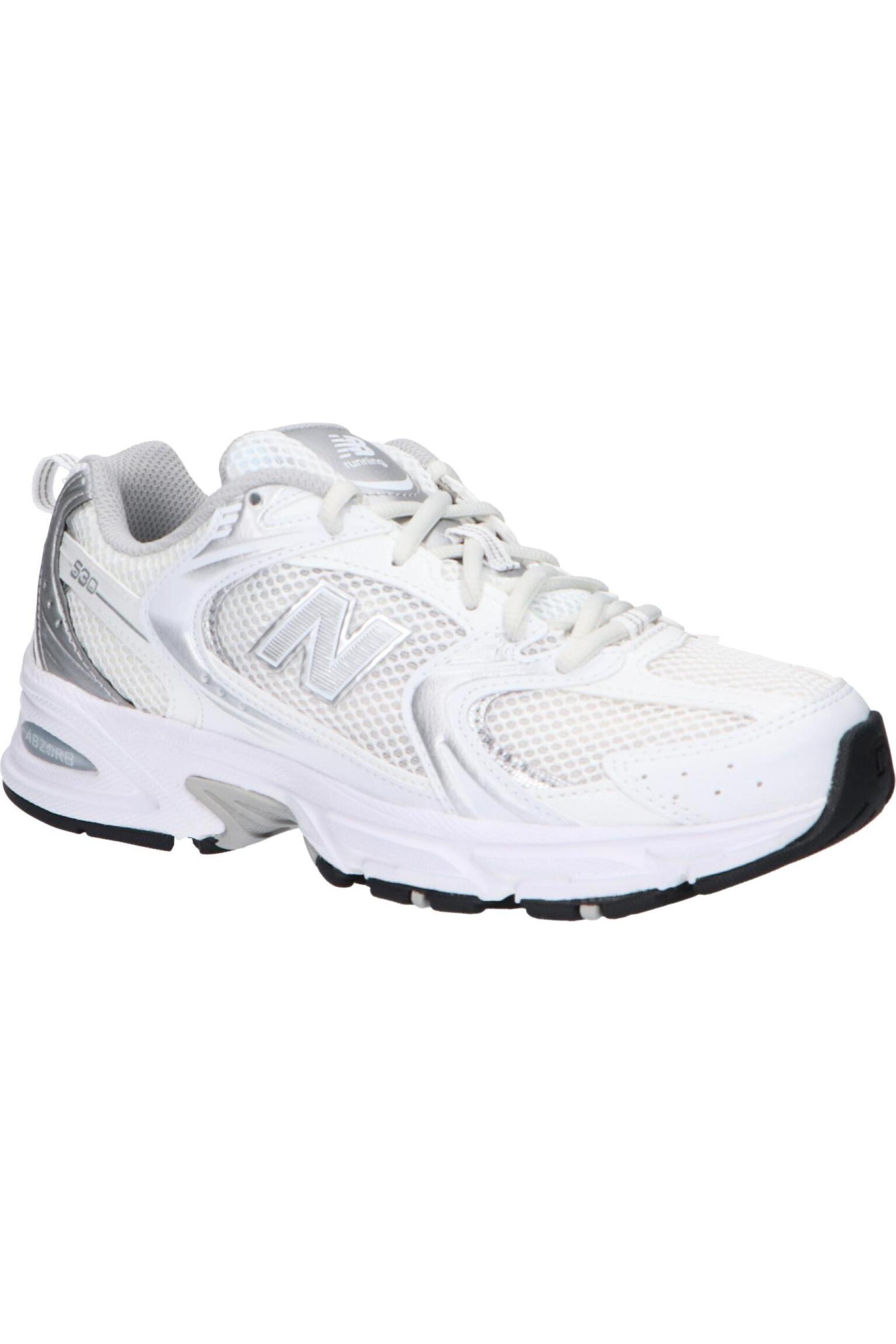 Women's New Balance 530 Grey Sneakers 2/5