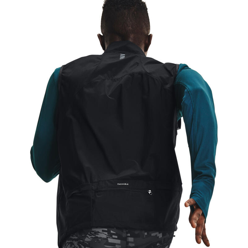 Vesta barbati Under Armour UA OutRun the Storm, Negru