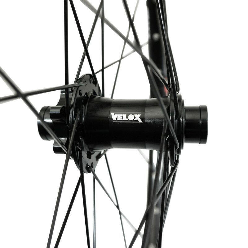 Roue de vélo VTT disc 6 trous avant (tubeless et tubetype) pour axe 20-100 Velox 3/4