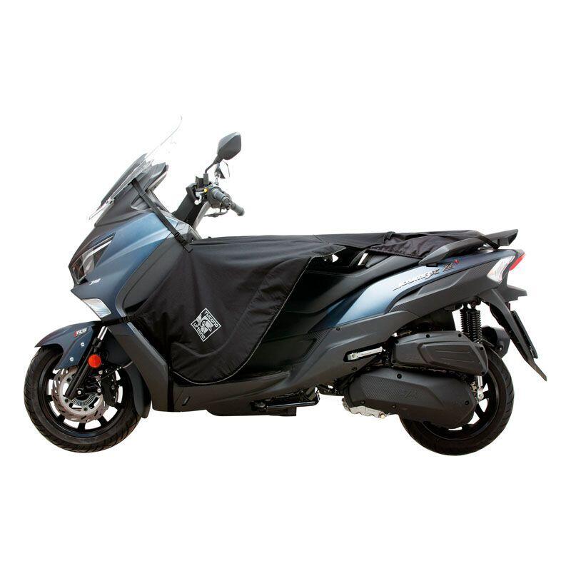 Housse de protection scooter Tucano Urbano Termoscud EASY E29          TUCANO URBANO Housse de protection scooter Tucano Urbano Termoscud EASY E29Ce produit n'est pas disponible en ligne, vérifiez le stock en magasin   