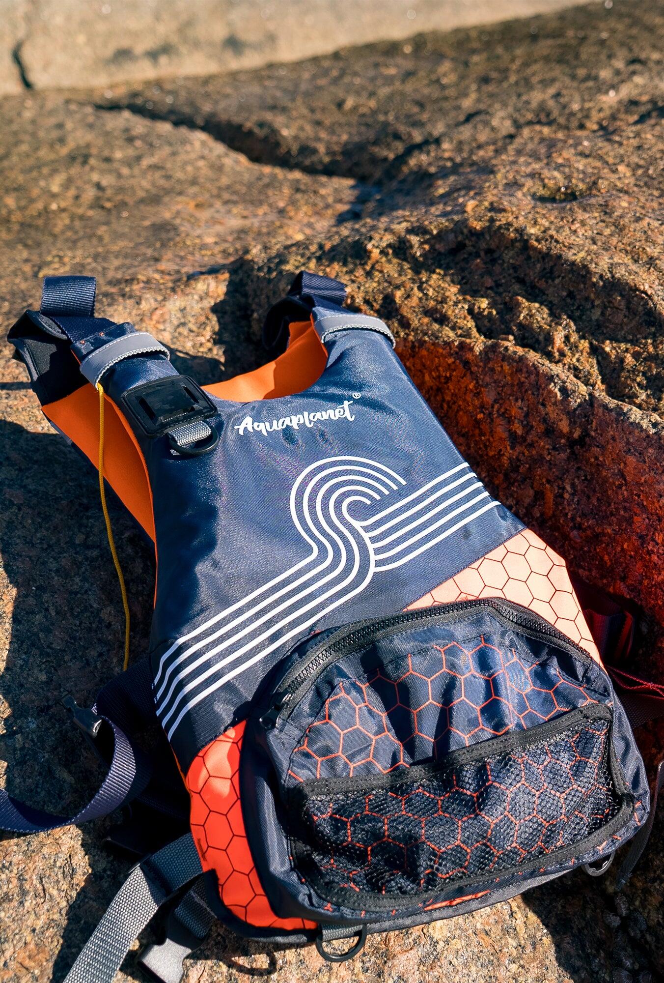 Aquaplanet Pro Buoyancy Aid + Hydration Pouch - Large 6/6