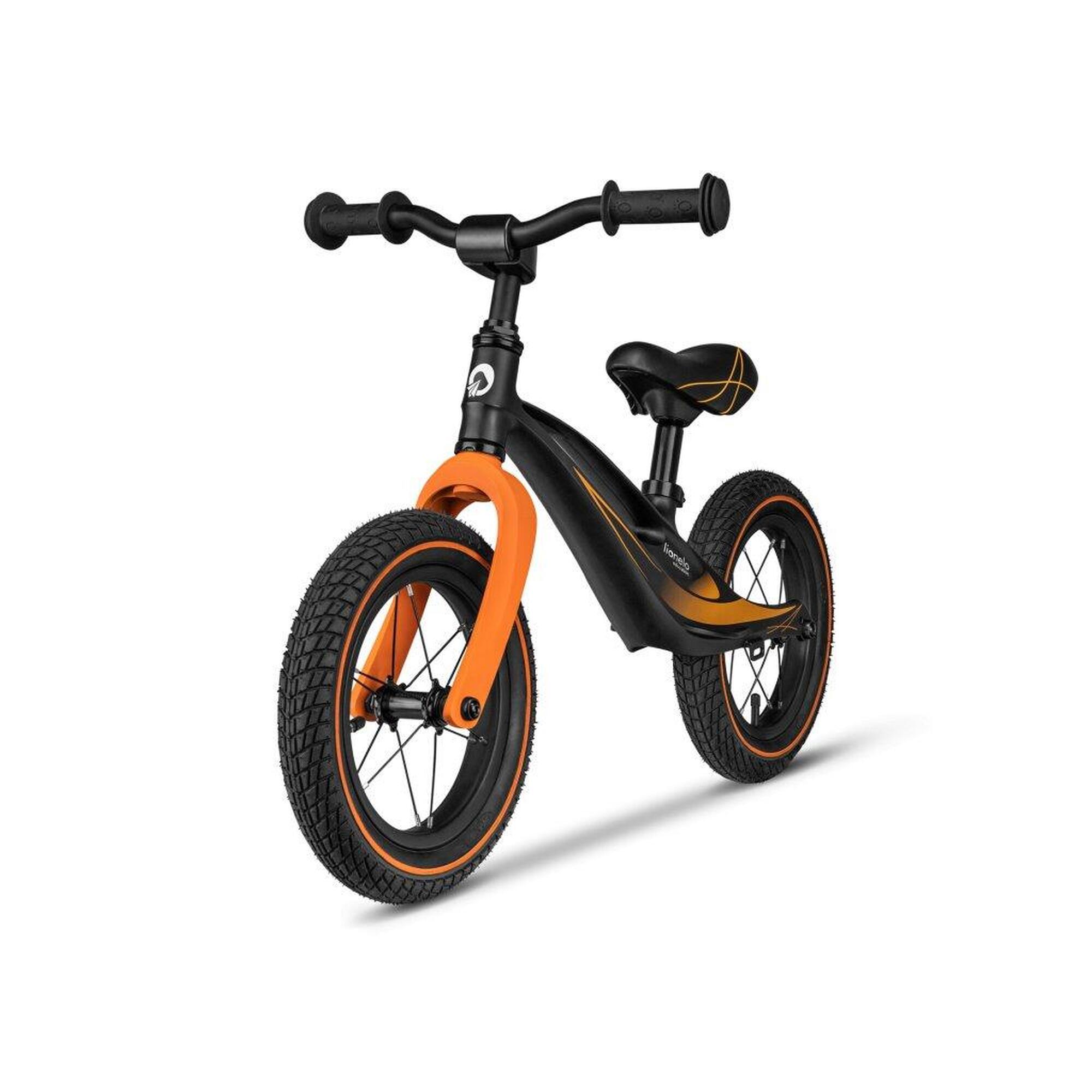 LIONELO Odrážedlo Lionelo Bart Air Sporty Black