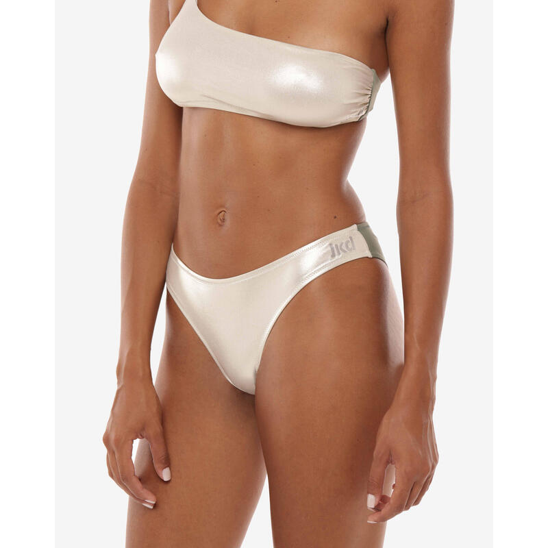 Slip de bain femme sage en matière synthétique