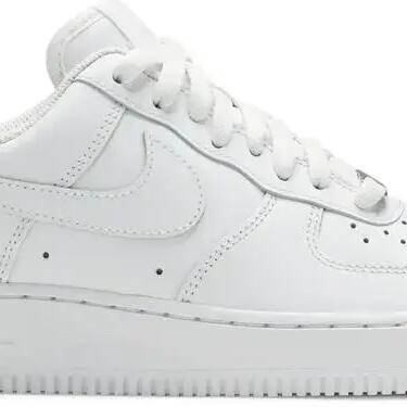 Women - Sport walking - Shoes - Leather, classic - Air Force 1 '07 - White