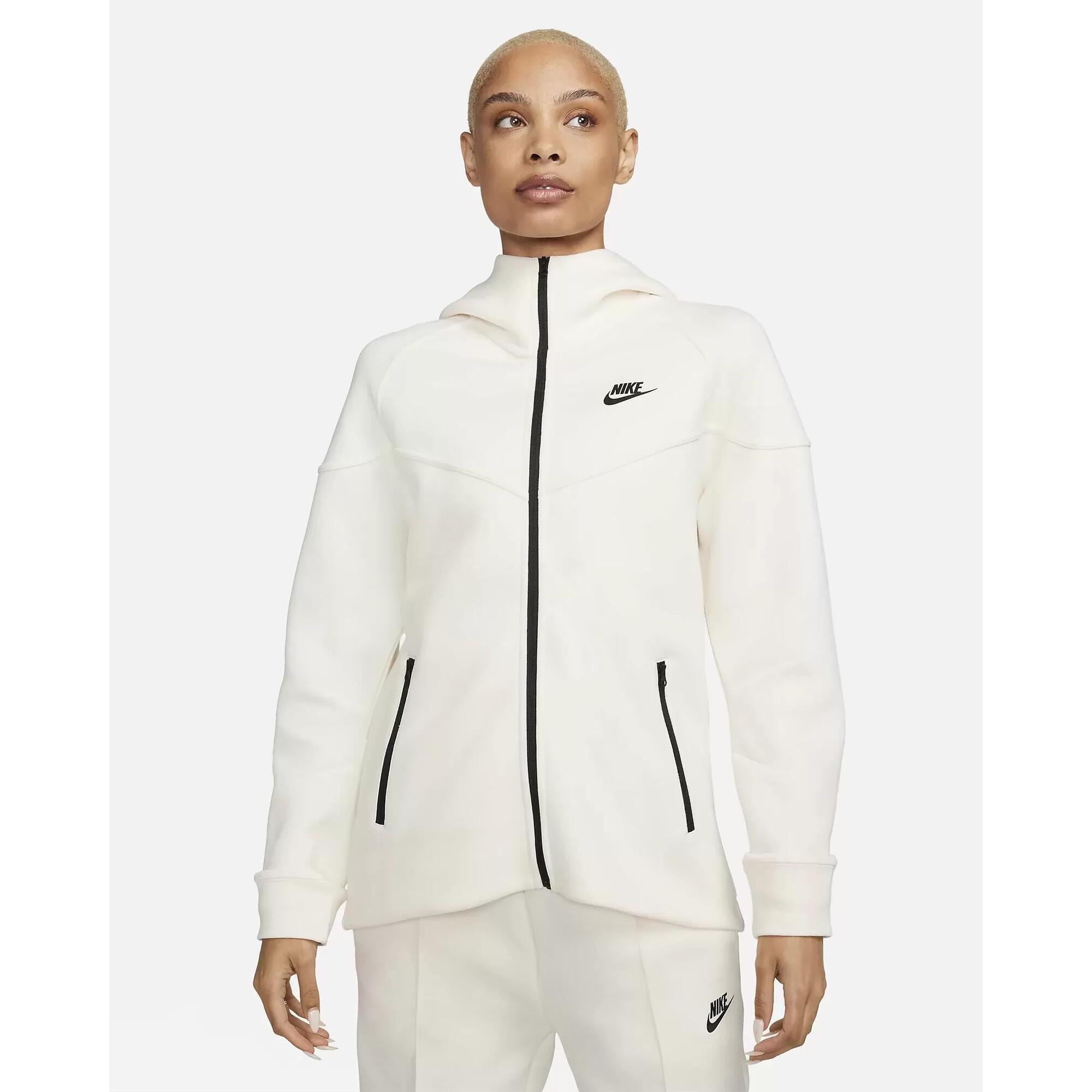 Bluza sportowa damska Nike FB8338110