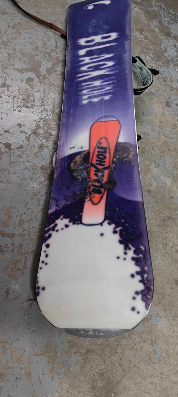 Entre Particuliers - Snowboard Blackhole 3/6