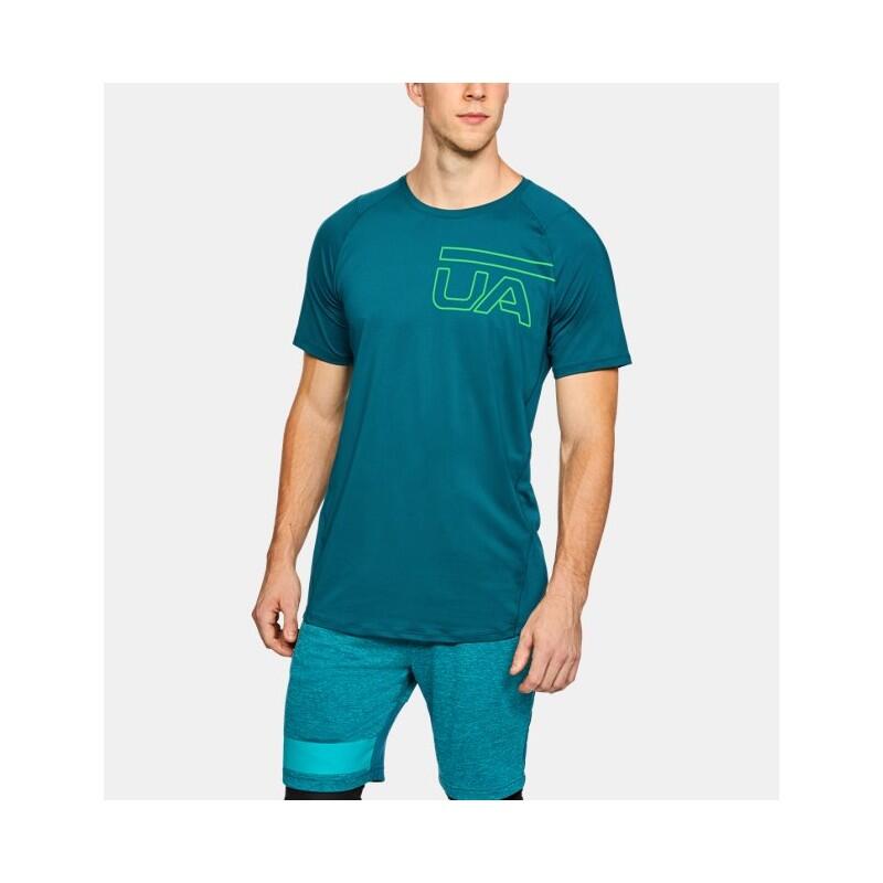 UNDER ARMOUR picture