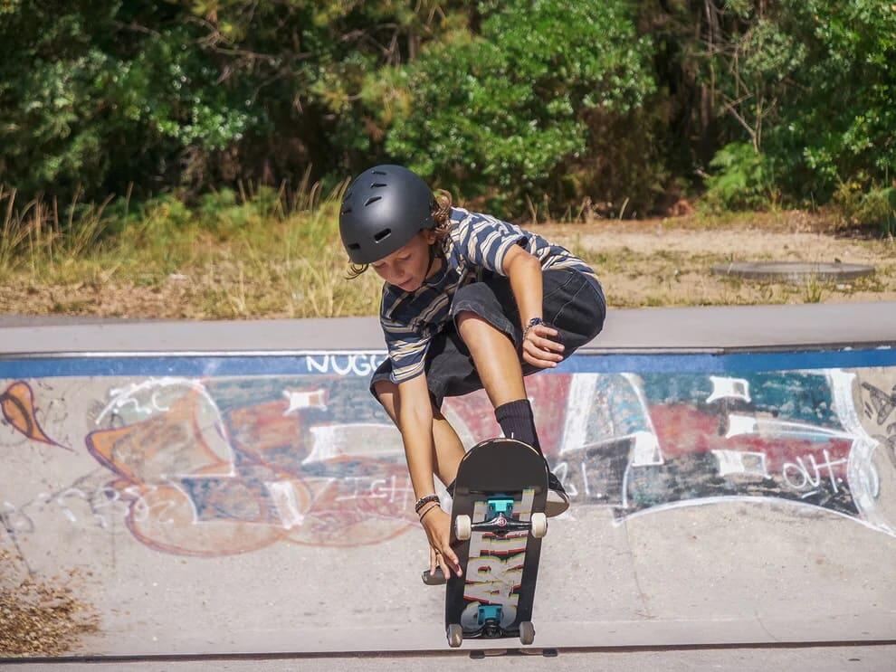 Glitch - Skateboard Komplett 8.0 6/7