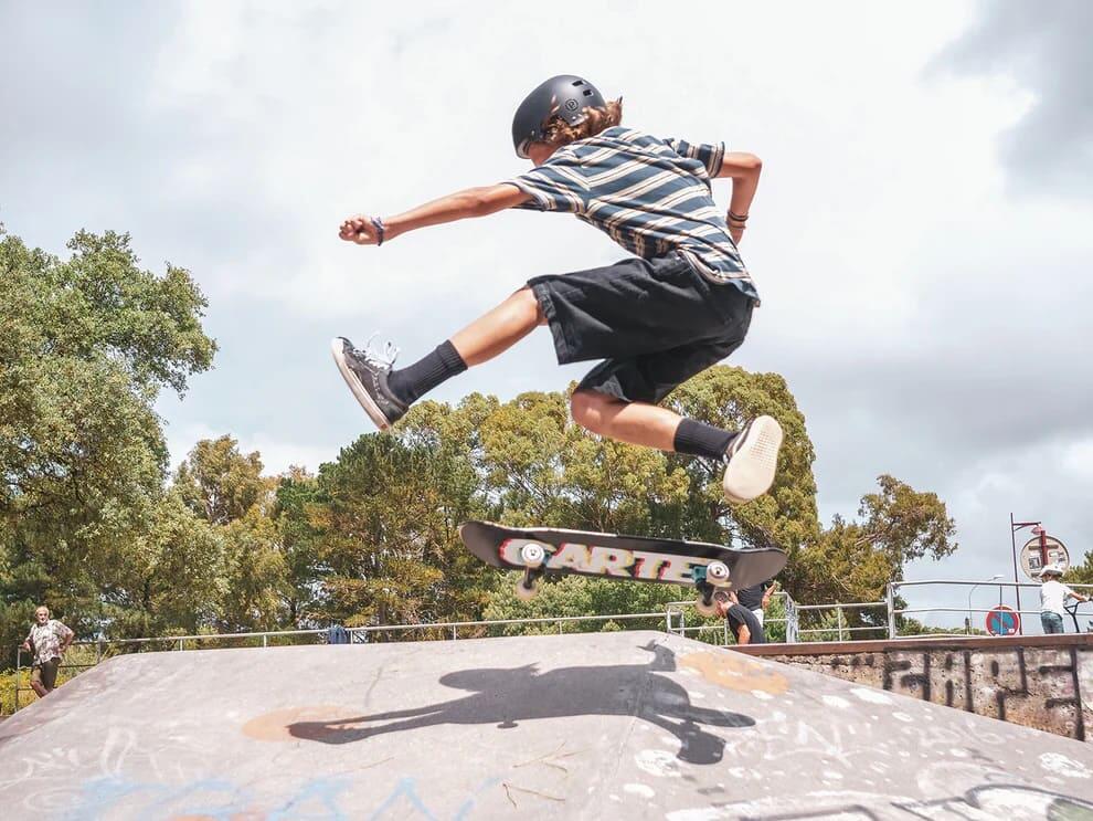 Glitch - Skateboard Komplett 8.0 5/7