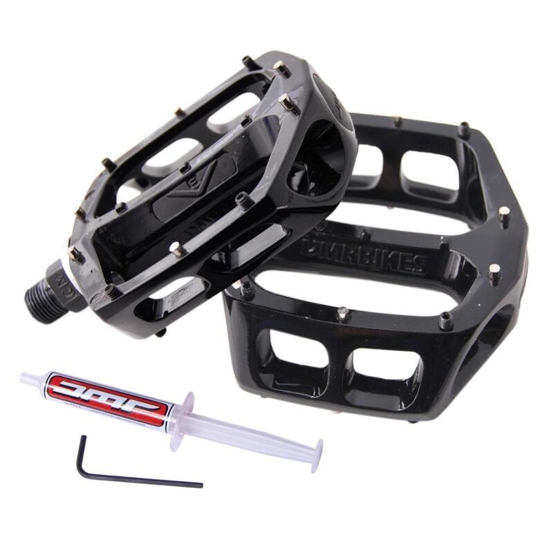 Pédale DMR v8 classic      4485€ 5000€ -10%    * La vente débute le 13/03/2025    DMR Pédale DMR v8 classic  (1)Ce produit n'est pas disponible en ligne, vérifiez le stock en magasin   
