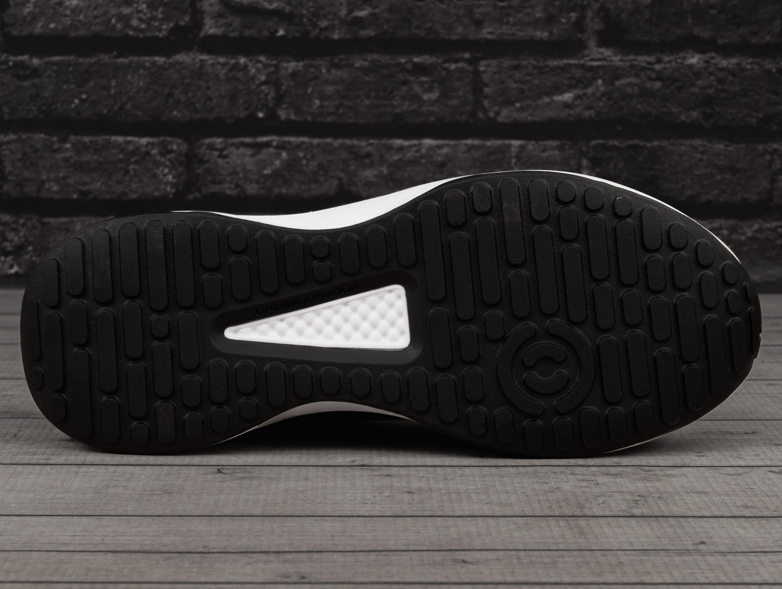 Buty męskie sportowe Under Armour UA Charged Edge 6/7