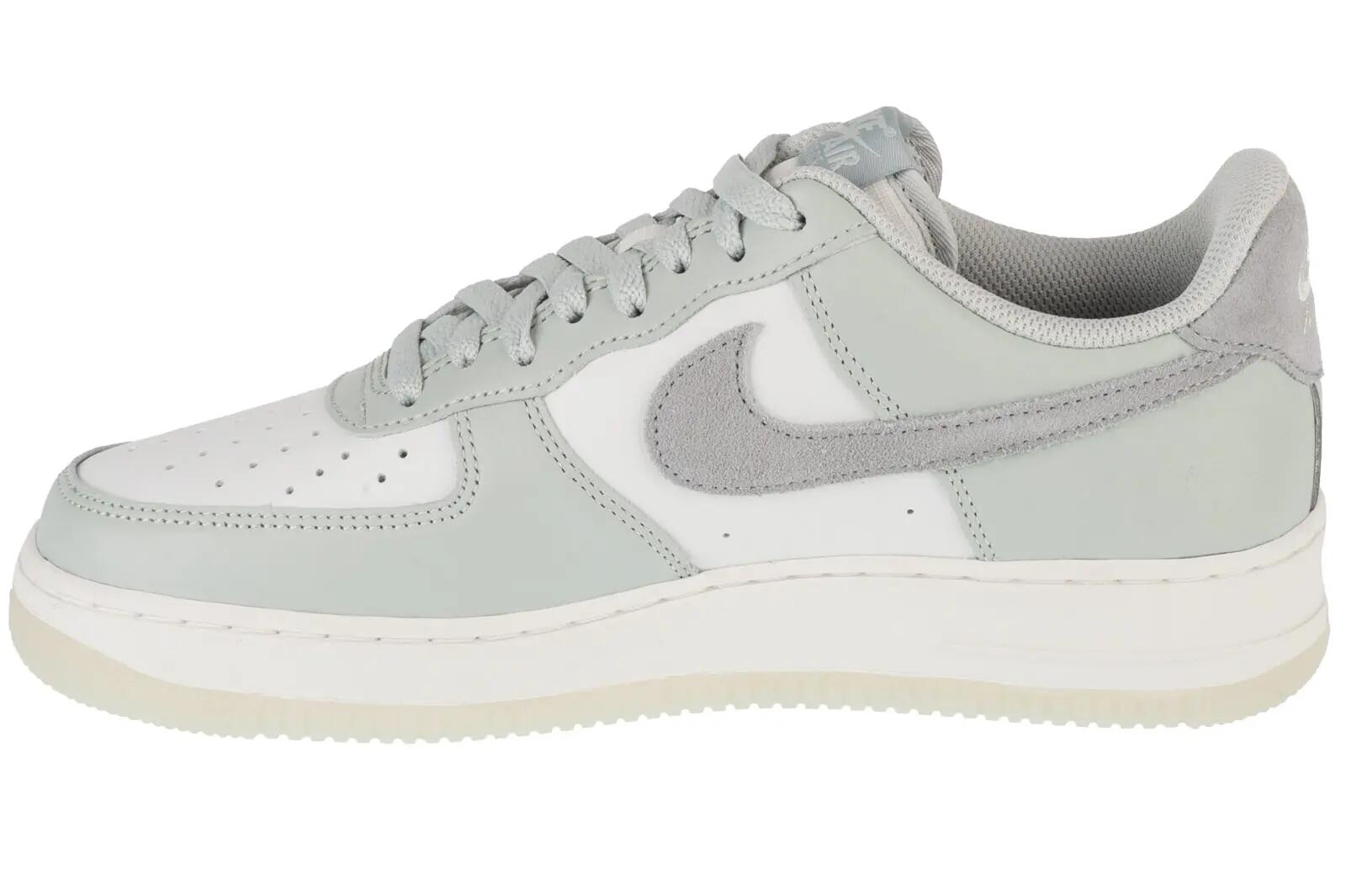 Nike Air Force 1 07 LV8 Grau 2/4