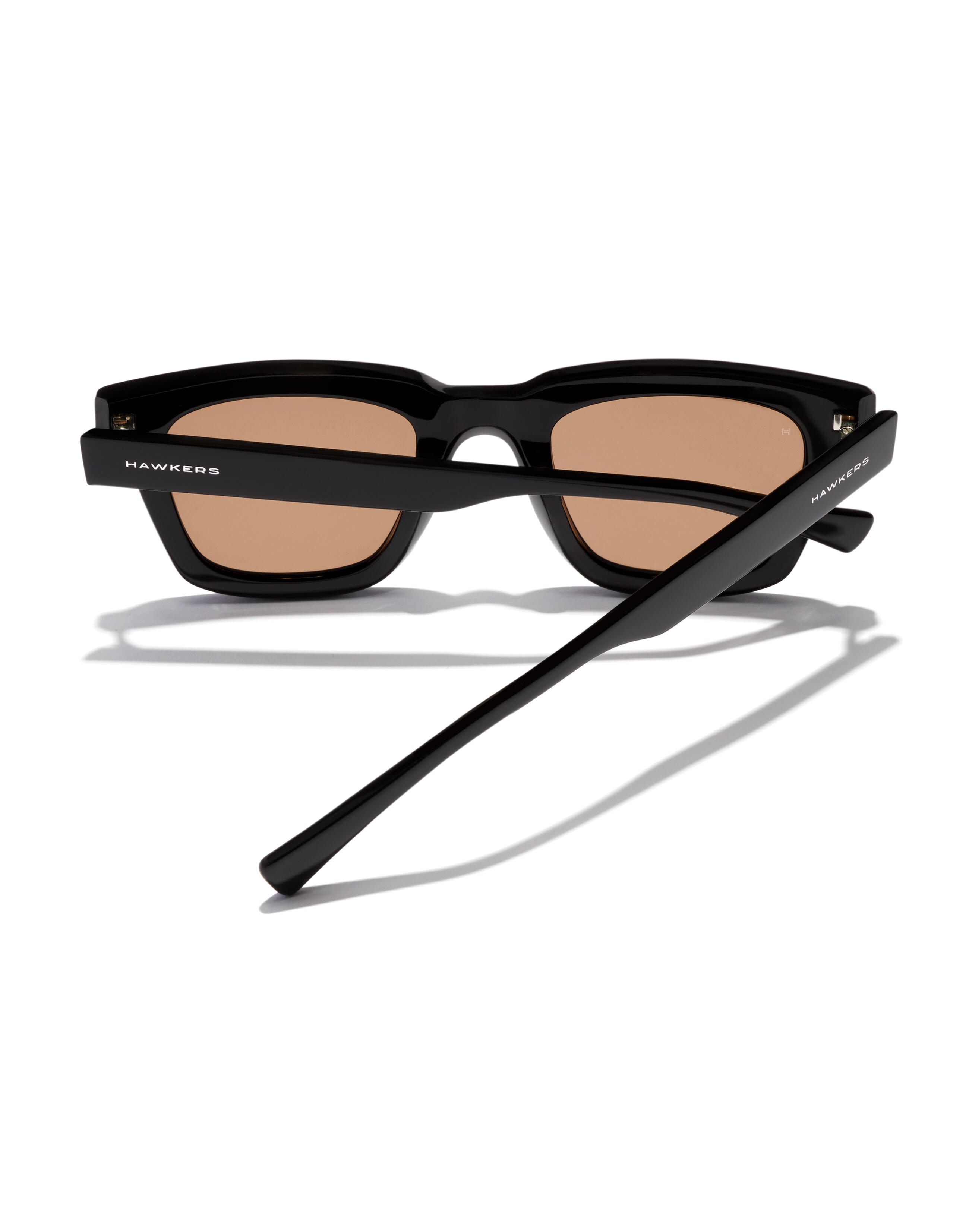 HAWKERS - Zonnebrillen voor Mannen en Vrouwen ONE UPTOWN - BLACK HAZELNUT 4/7