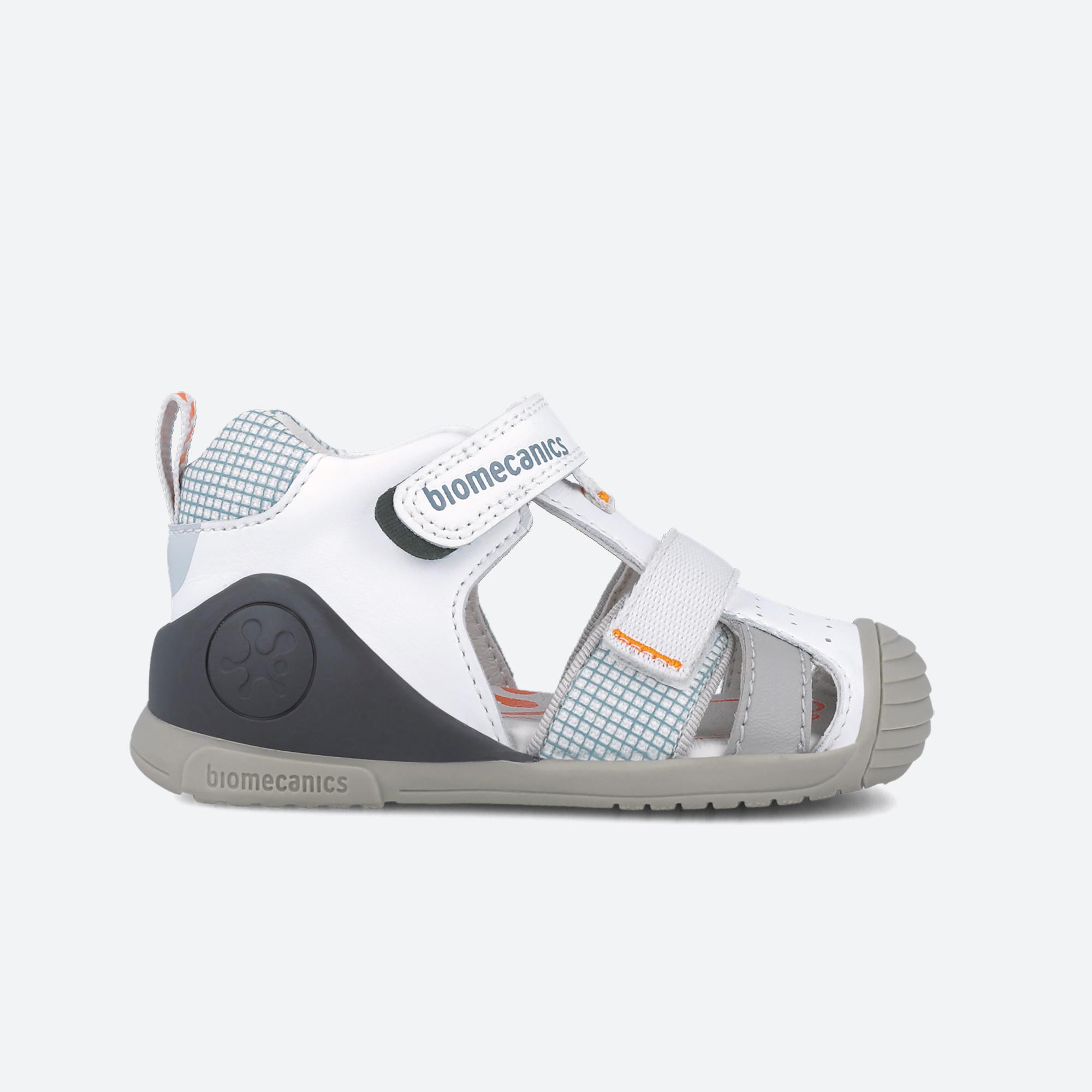 BIOMECANICS Sandalen Biomecanics Modell 252117b Farbe Weiß