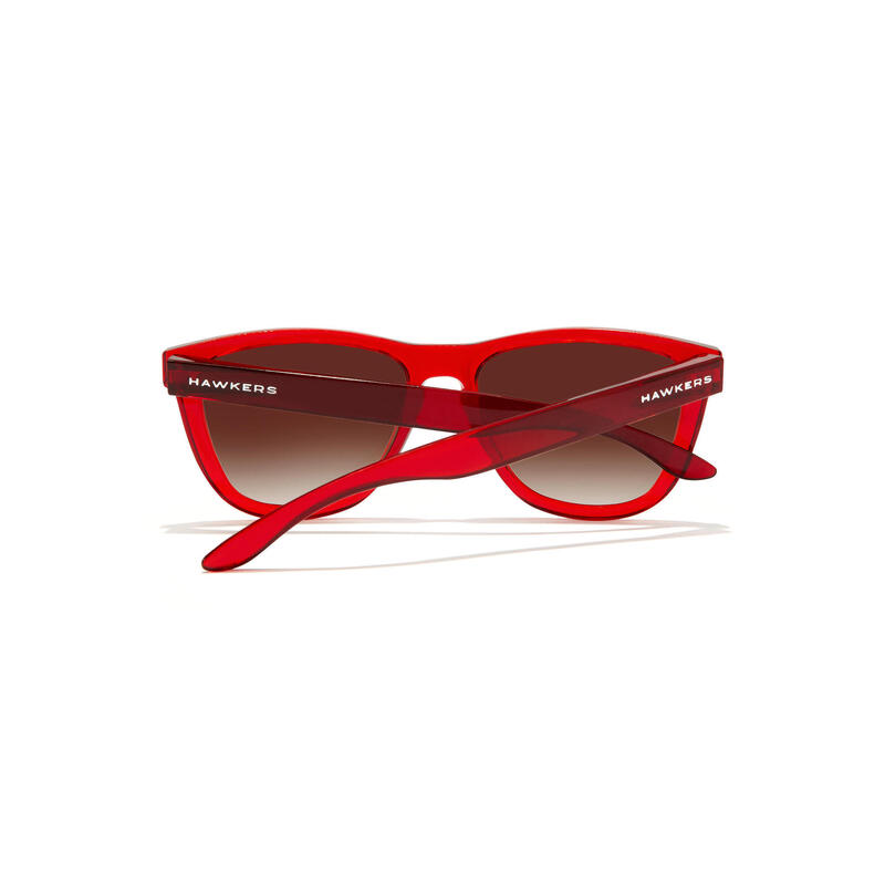 HAWKERS - Lunettes de soleil pour homme et femme ONE RAW - CHERRY RED EARTH