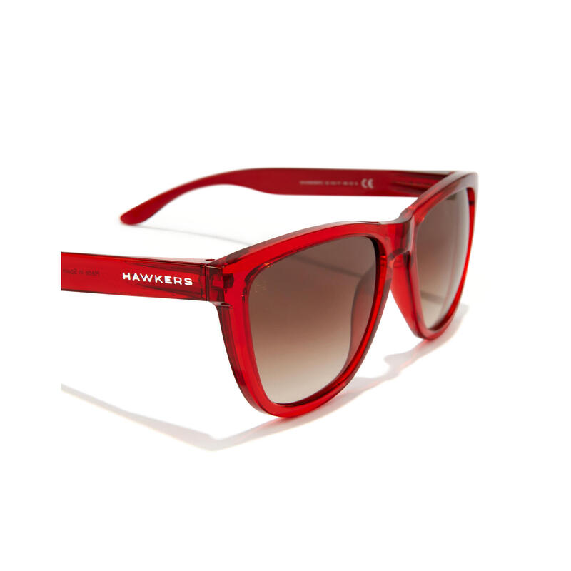 HAWKERS - Lunettes de soleil pour homme et femme ONE RAW - CHERRY RED EARTH