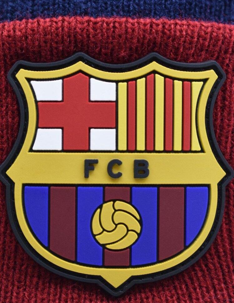 Czapka FC Barcelona beanie Junior- oficjalna licencjonowana