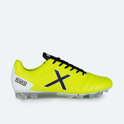Zapatilla de futbol MUNICH Arenga amarillo