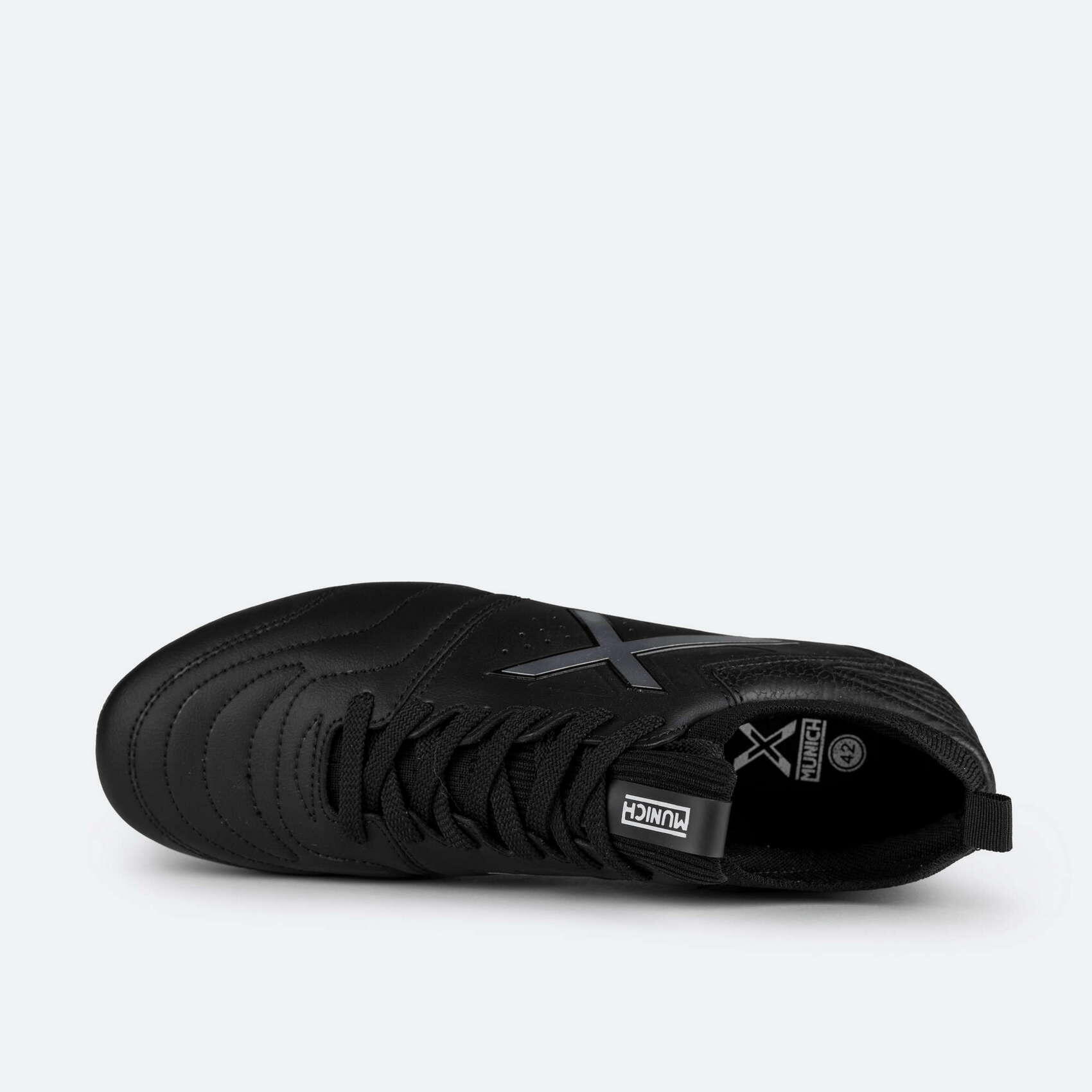 Buty piłkarskie MUNICH Trick FG 4/5