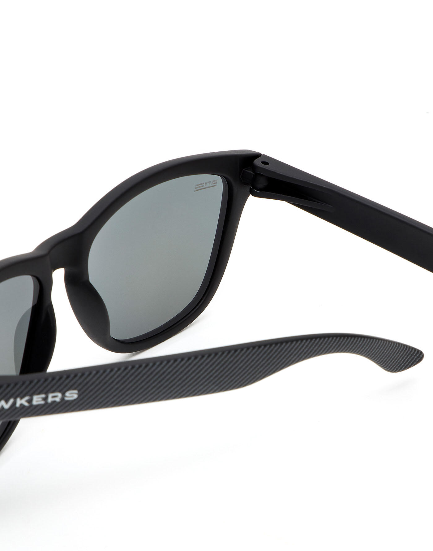 HAWKERS - Lunettes de soleil pour homme et femme ONE CARBONO - BLACK SKY 5/8