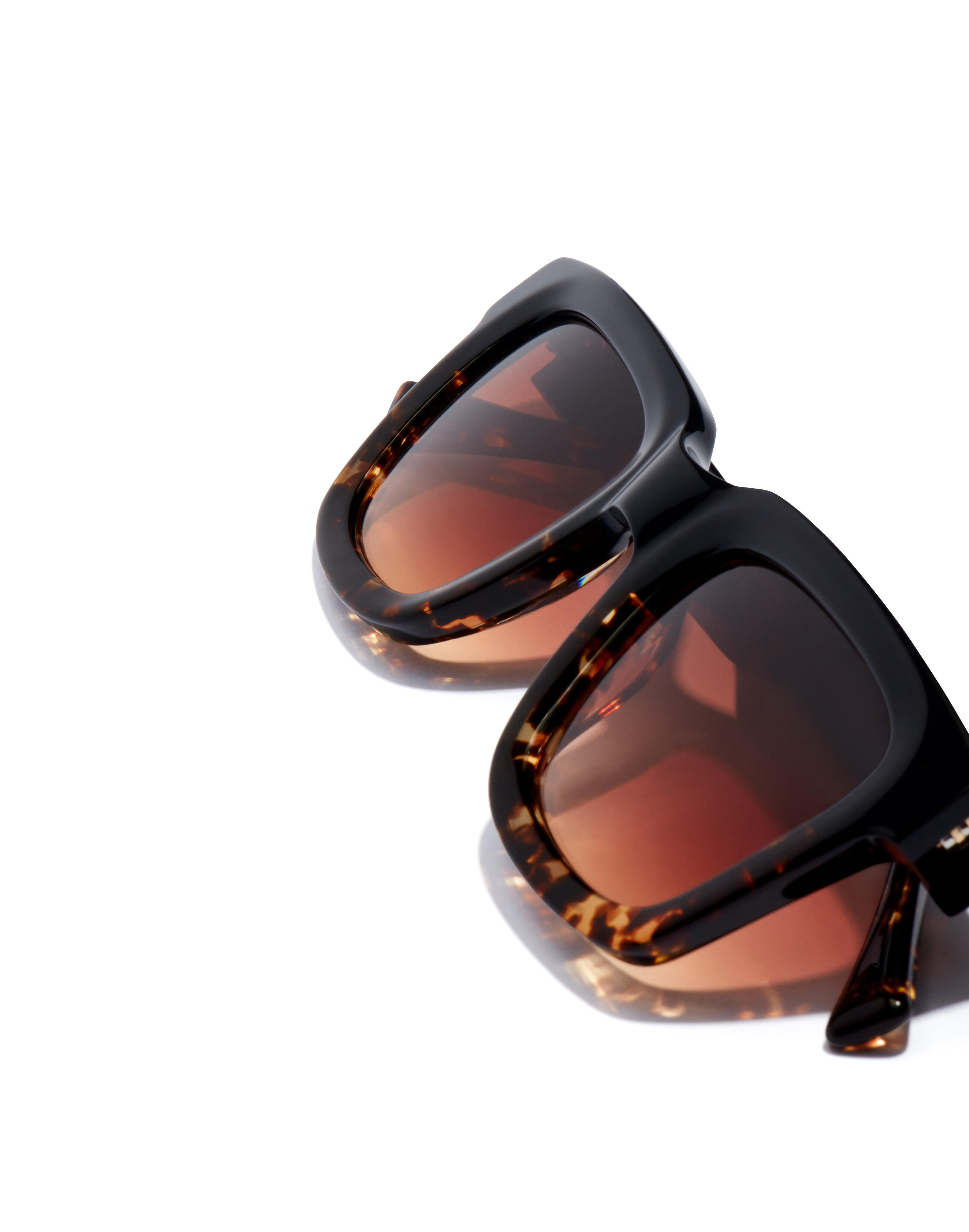HAWKERS - Lunettes de soleil pour homme et femme ONE UPTOWN - CAREY BLACK 3/6