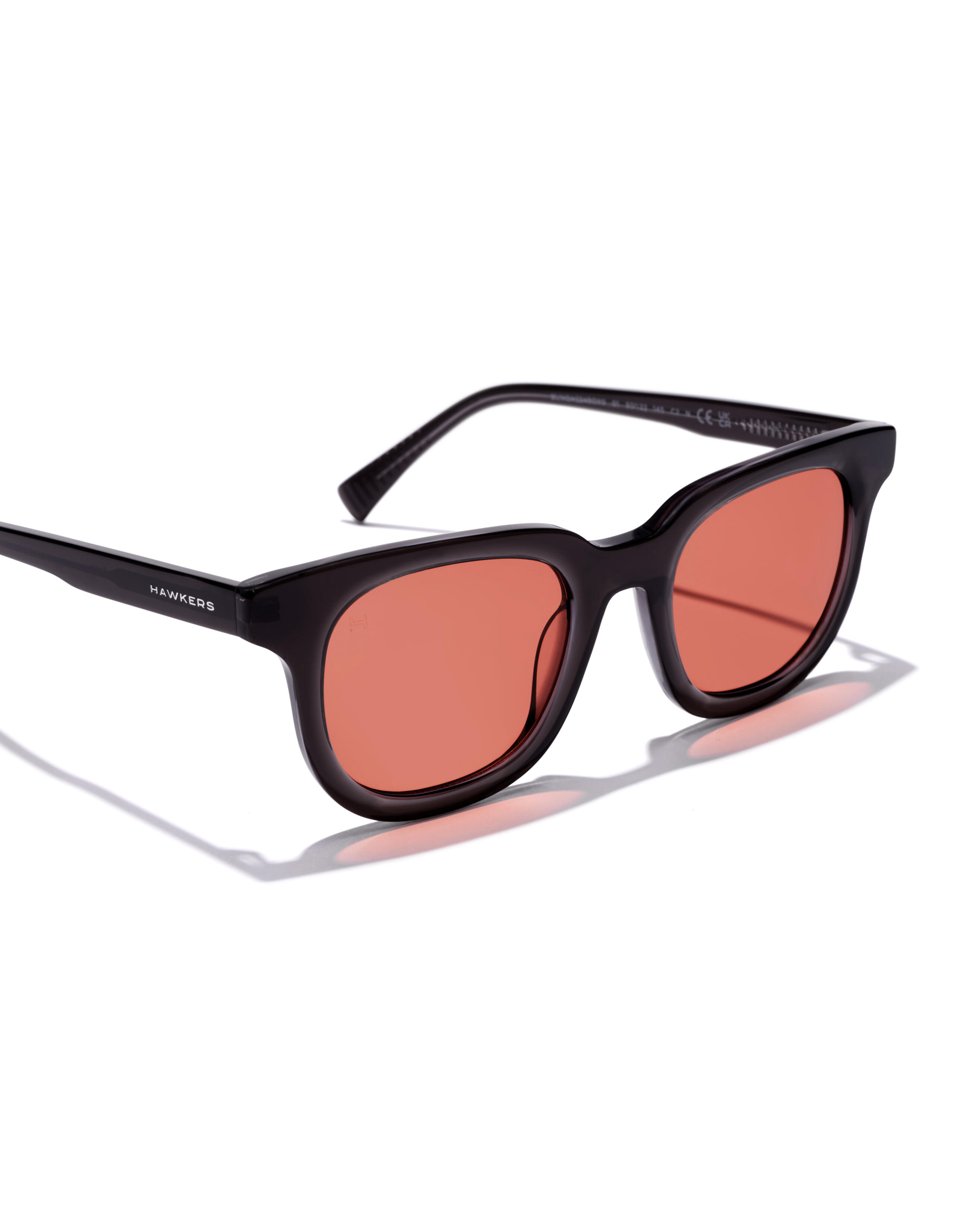 HAWKERS - Lunettes de soleil pour homme et femme OASIS - DARK GREY SANDSTONE 4/7
