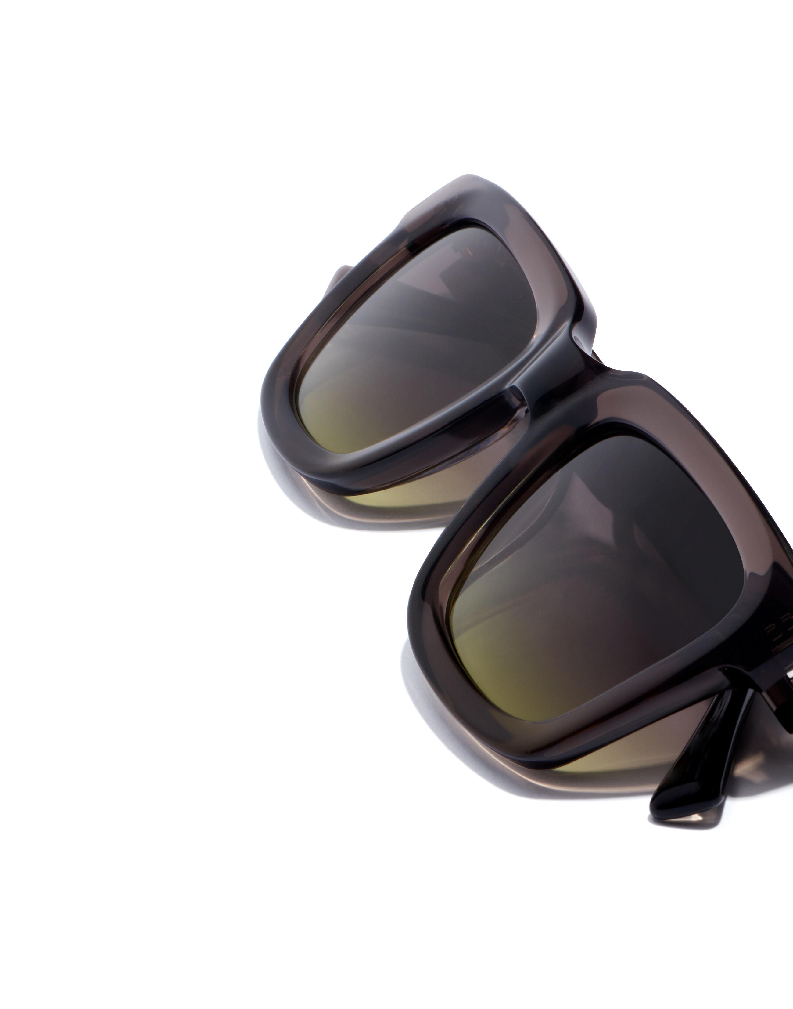 HAWKERS - Lunettes de soleil pour homme et femme ONE UPTOWN - CRYSTAL GREY MOSS 4/6