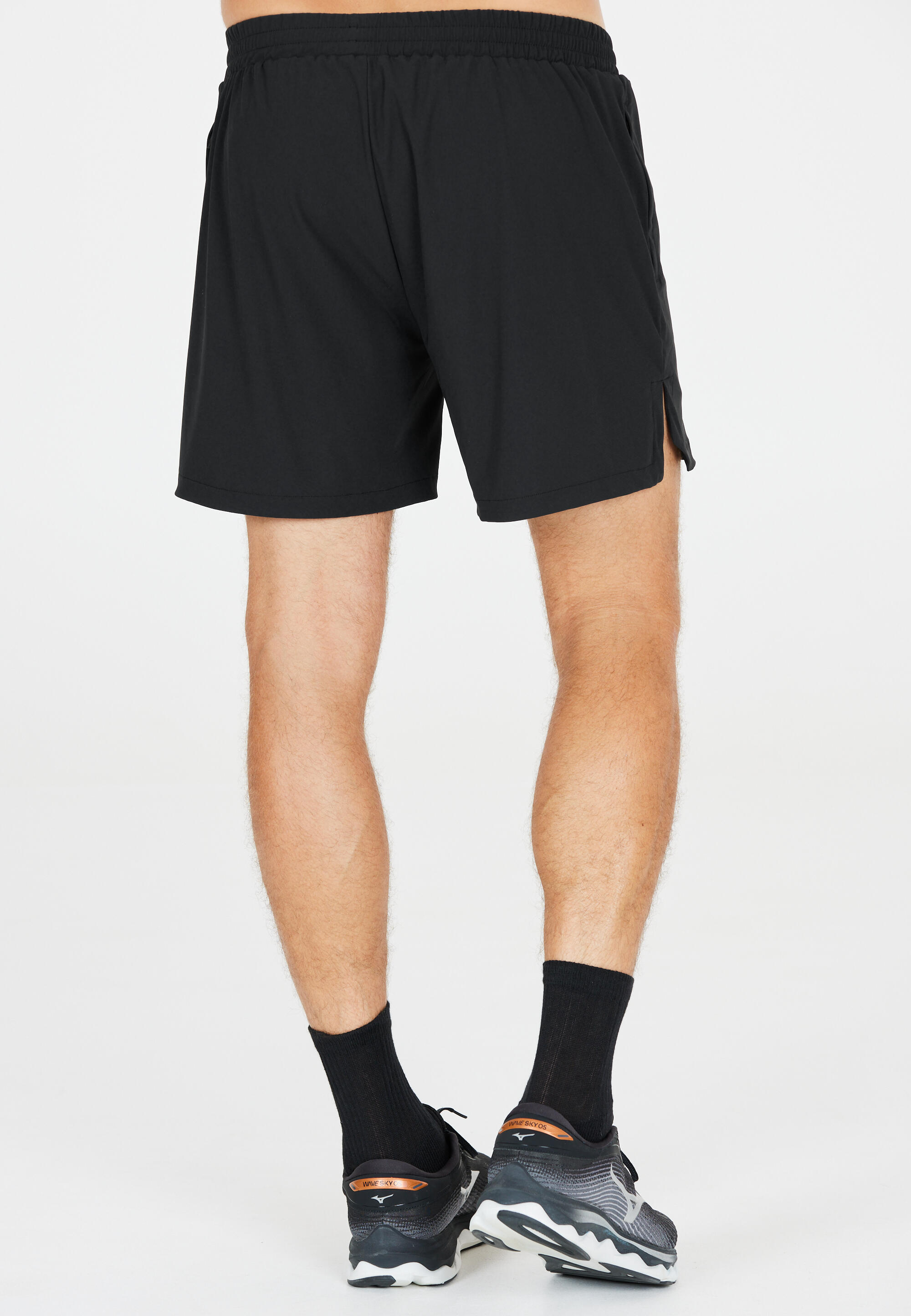Korte broek Dyne 6/15