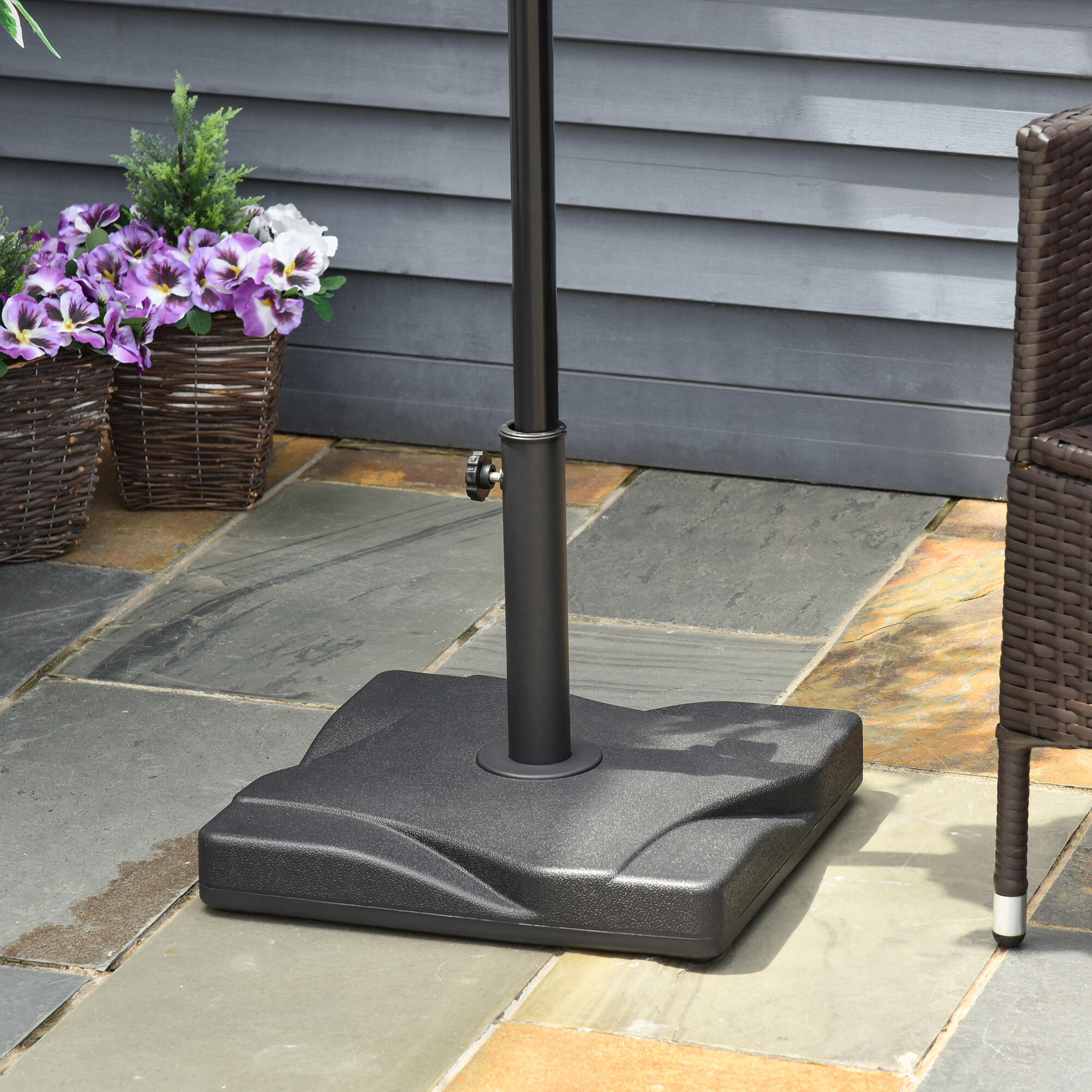 Outsunny Base per Ombrellone Quadrata in Plastica 20kg per Pali da 32-38-48mm 2/7