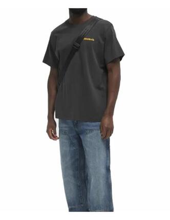 Levi's Streetwear Men's T-shirt Gray