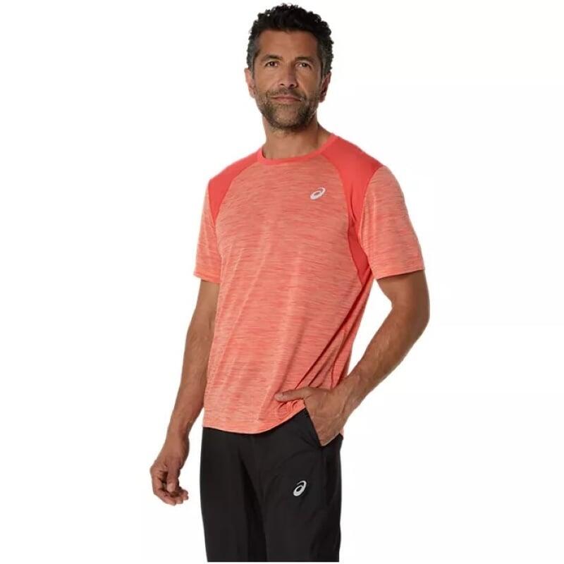 Camiseta asics road ss top coral arena