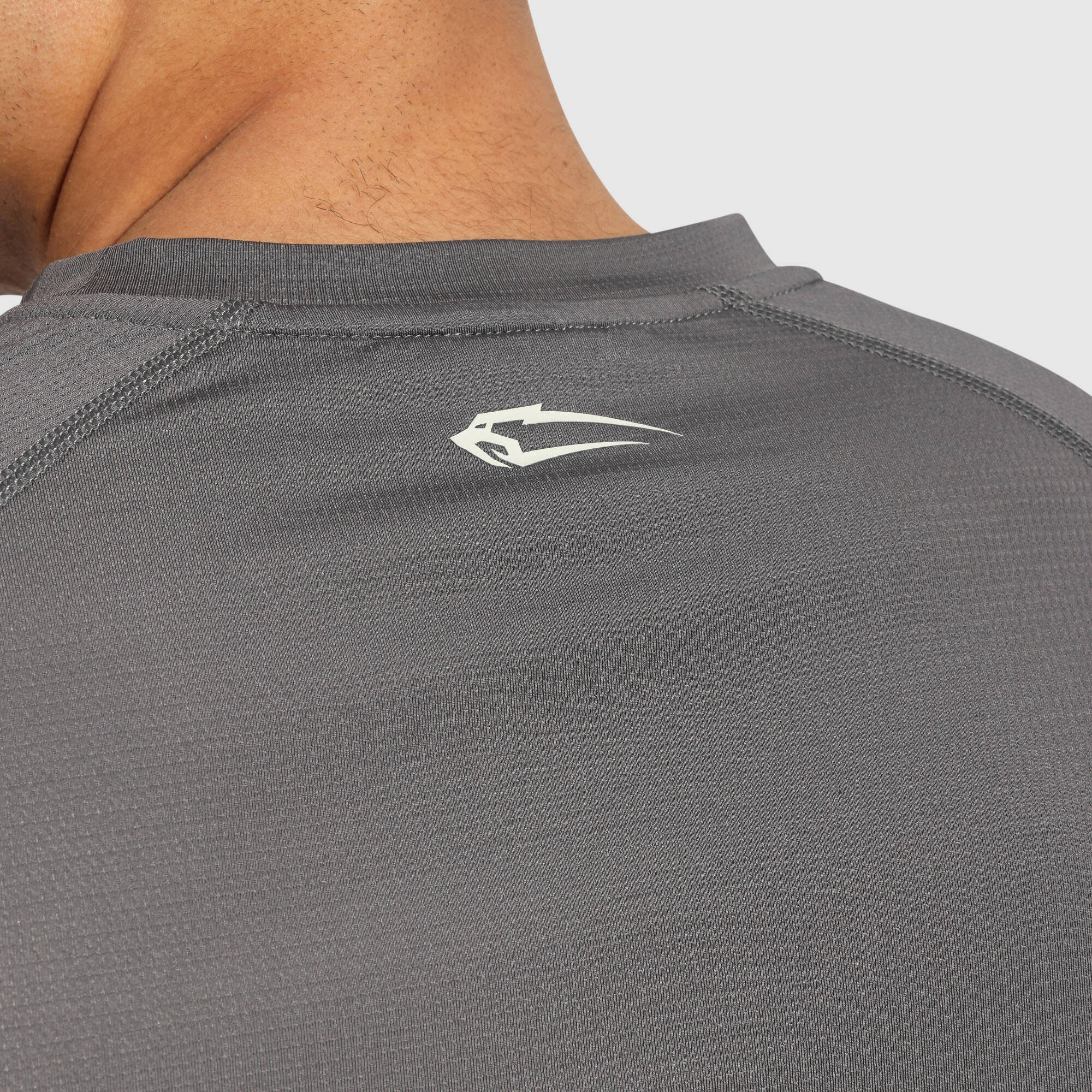 Herren Longsleeve Powerfit Anthrazit 4/6
