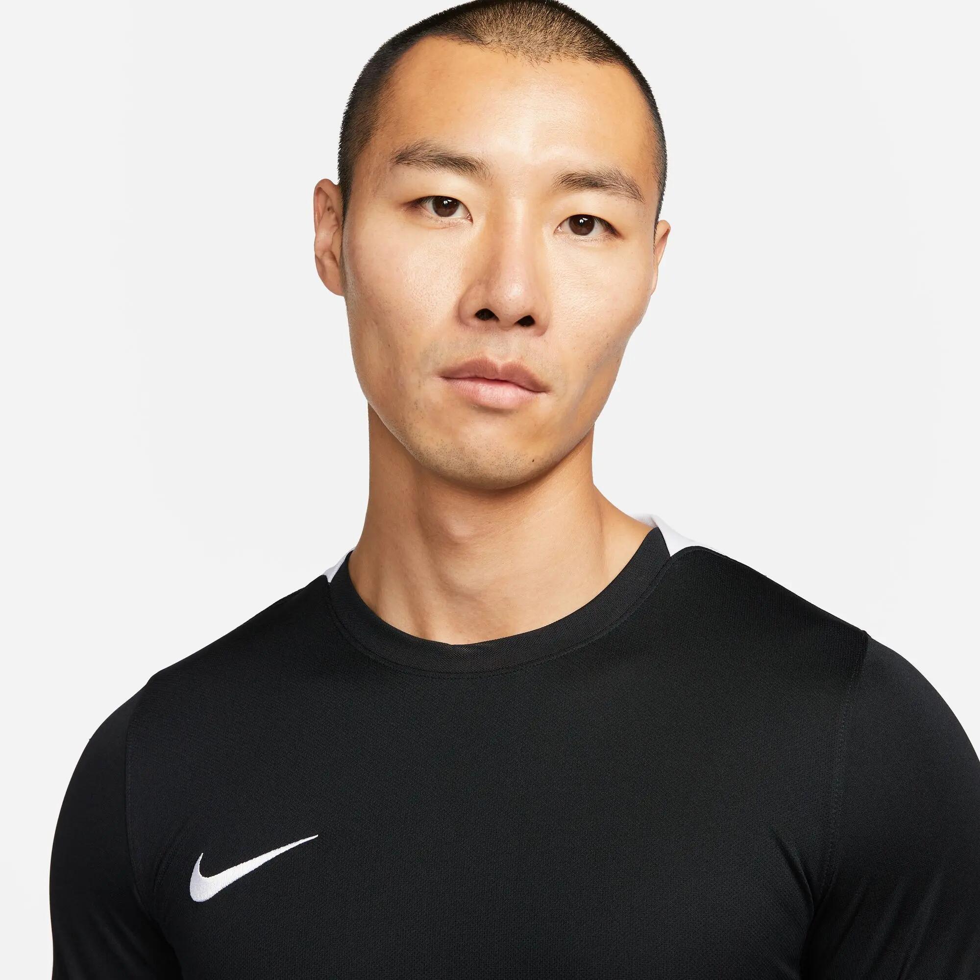 Nike Dri-FIT Challenge 4 T-SHIRT DH7990-010 2/4