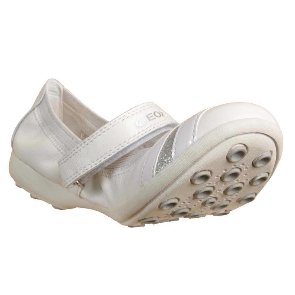 Baskets Geox Modèle Jodie D Couleur Blanc 3/5