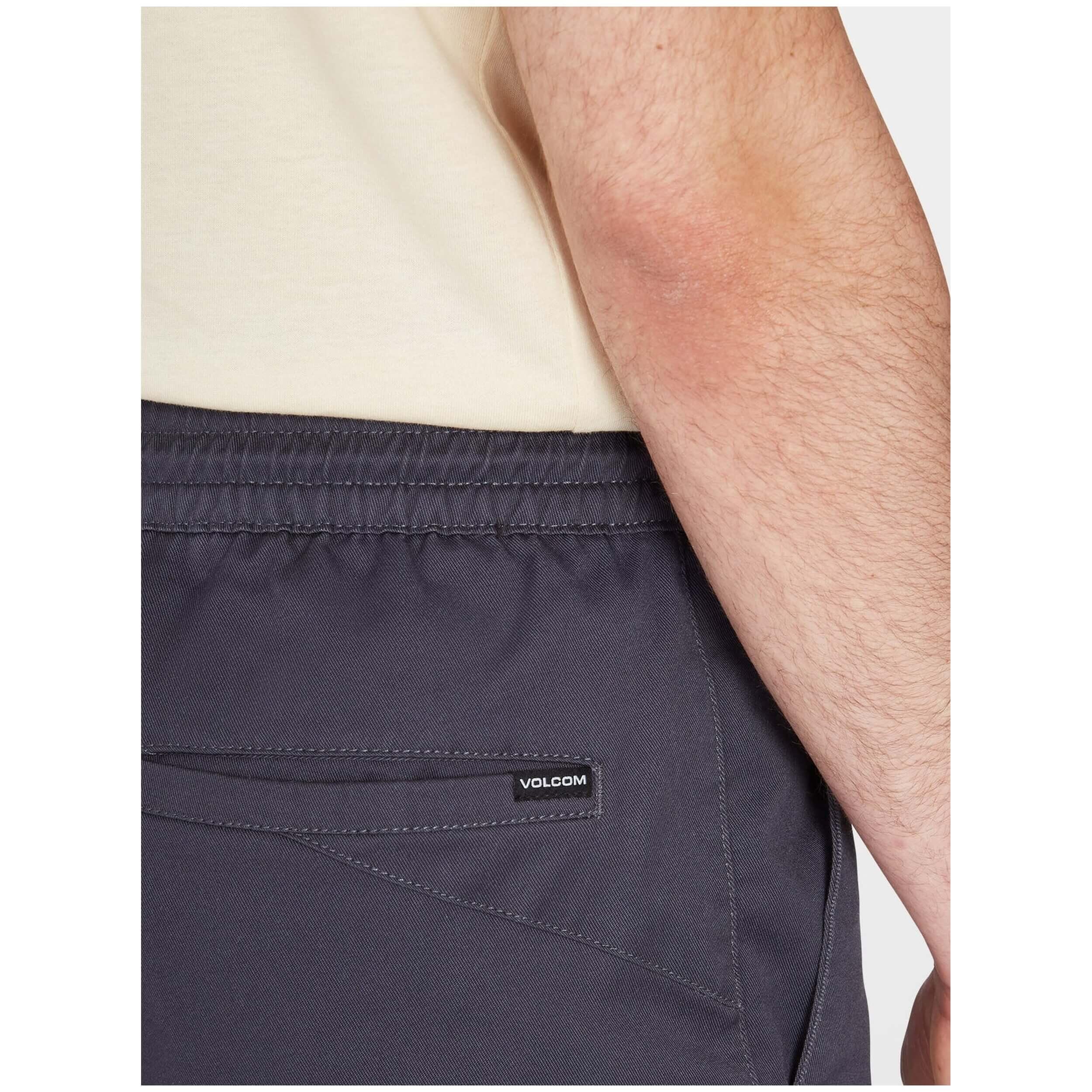 Pantalon corto Volcom modelo A1012304_CHR para hombre 4/5