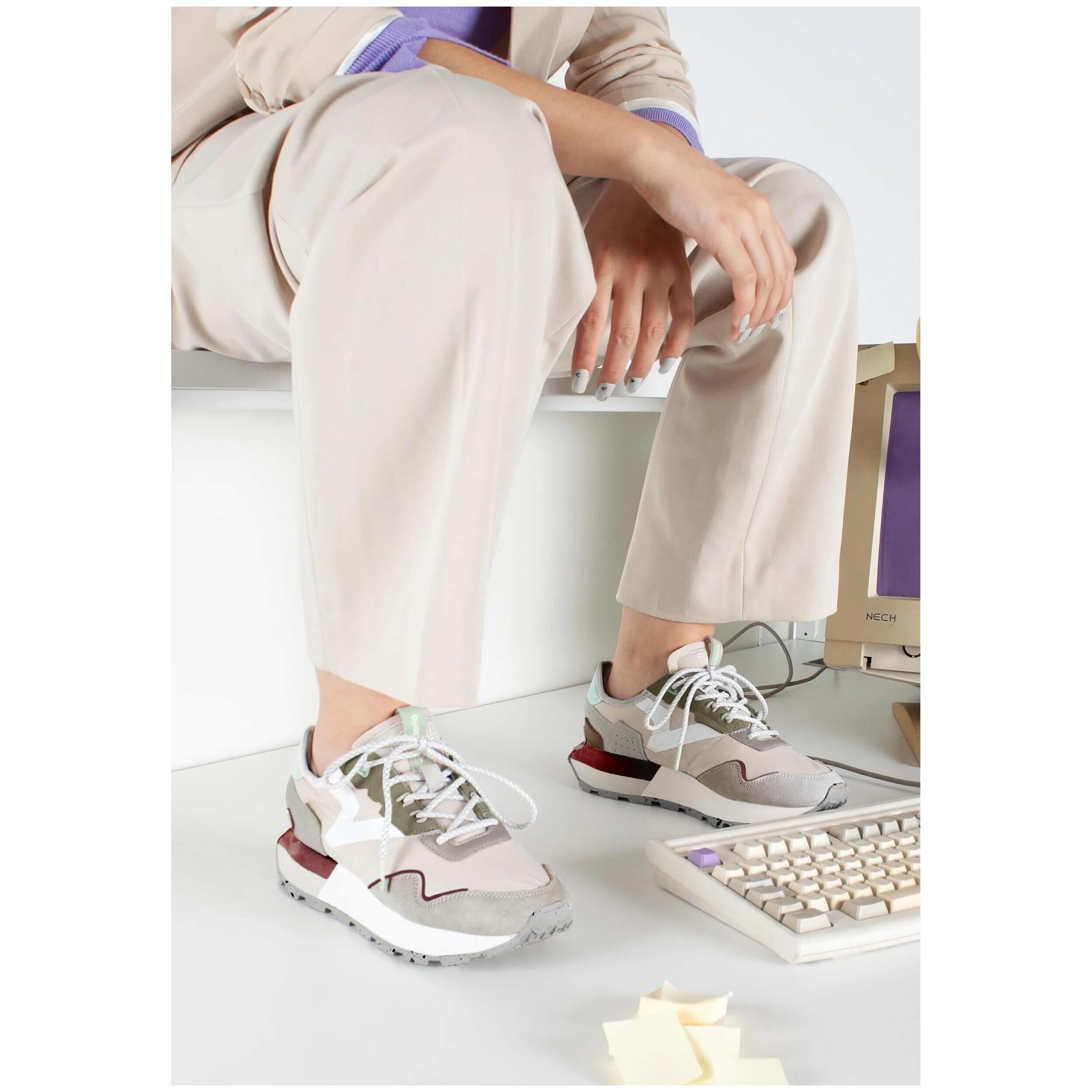 Zapatillas Victoria modelo 8803105-42 para mujer 5/5