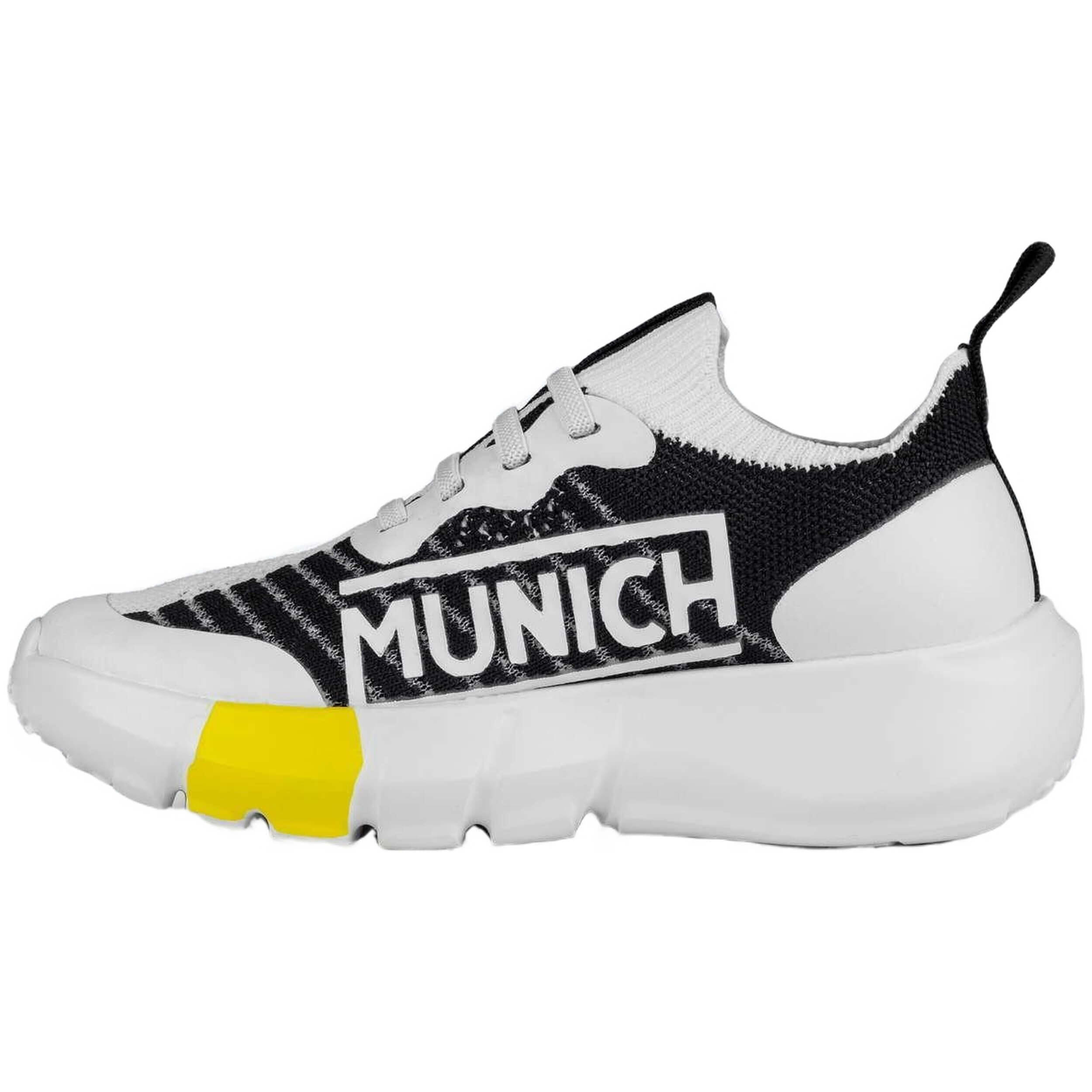 Schoen Munich model 8023001 voor jongens 3/5