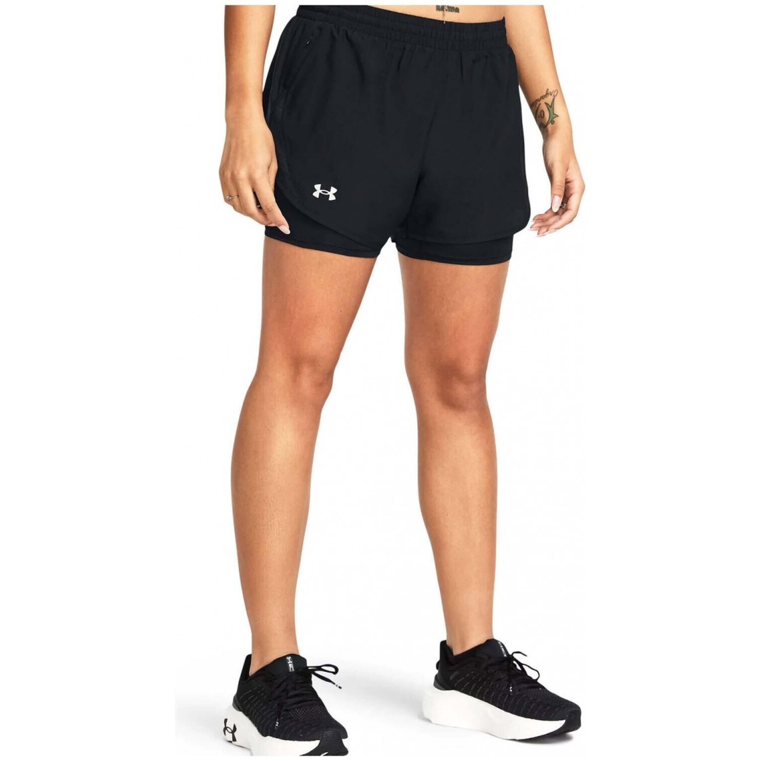 Short Under armour modèle 1382440-001 pour femmes 3/6
