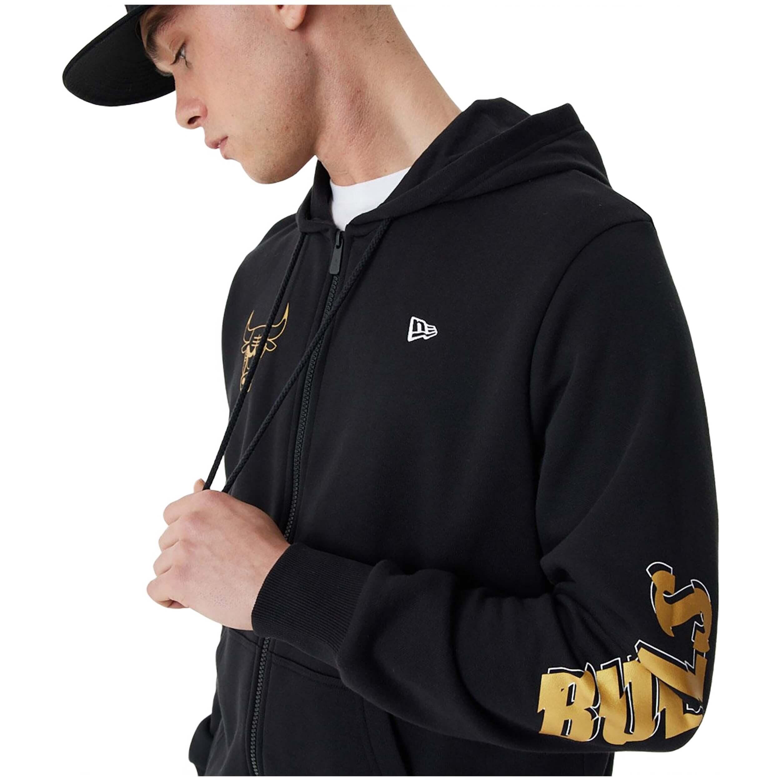 Sweat à capuche New era modèle 60424411 pour homme 4/5