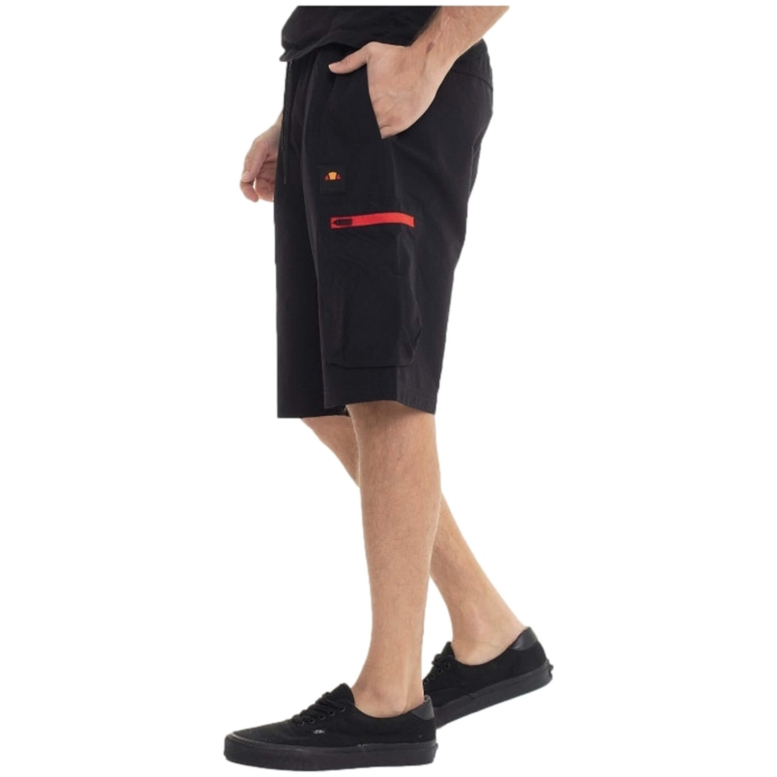 Short Ellesse modèle SHI11162 pour homme 2/3