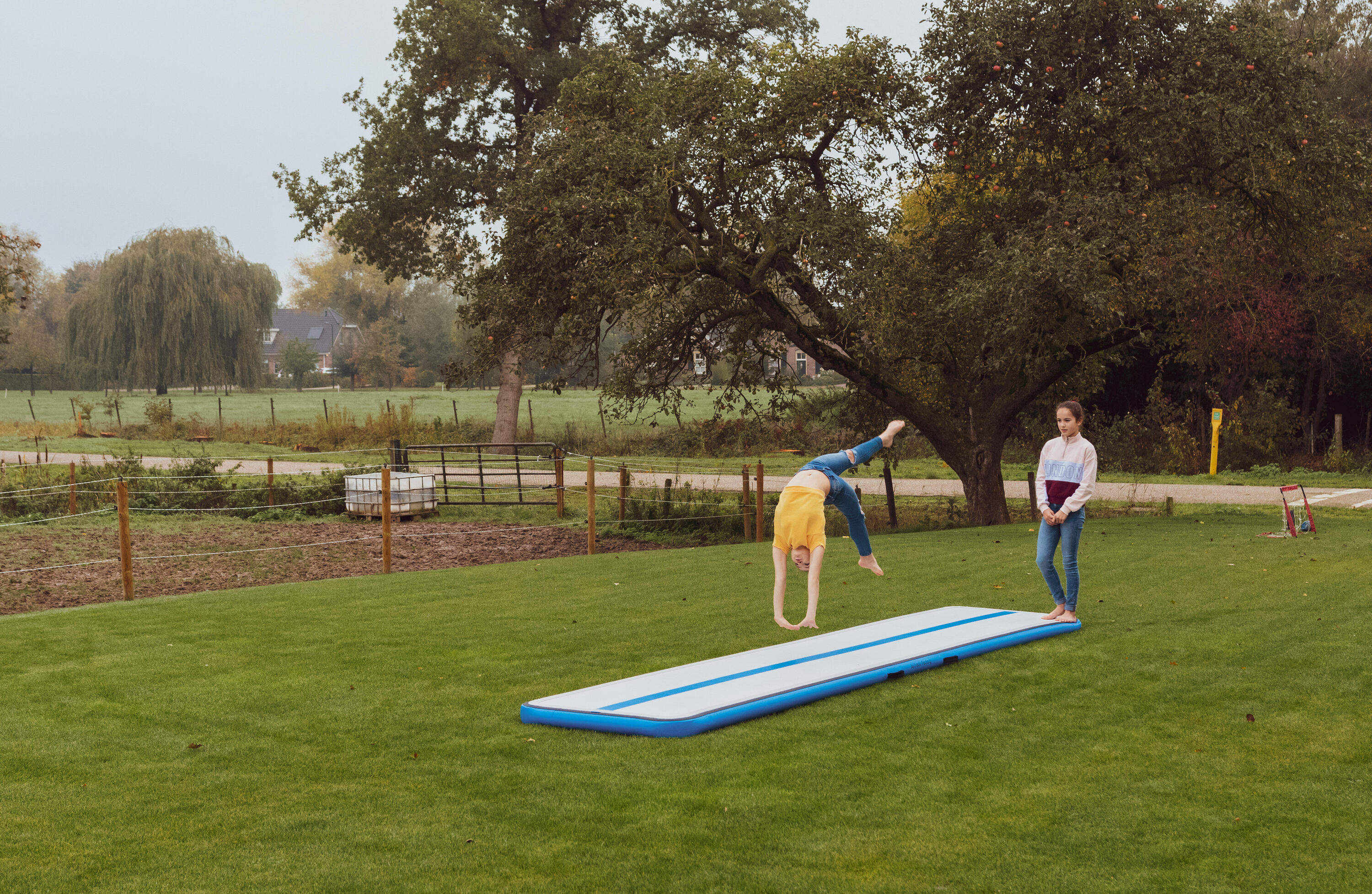 Tapis de gymnastique gonflable AirTrack 500 x 100 x 10 cm bleu 2/5