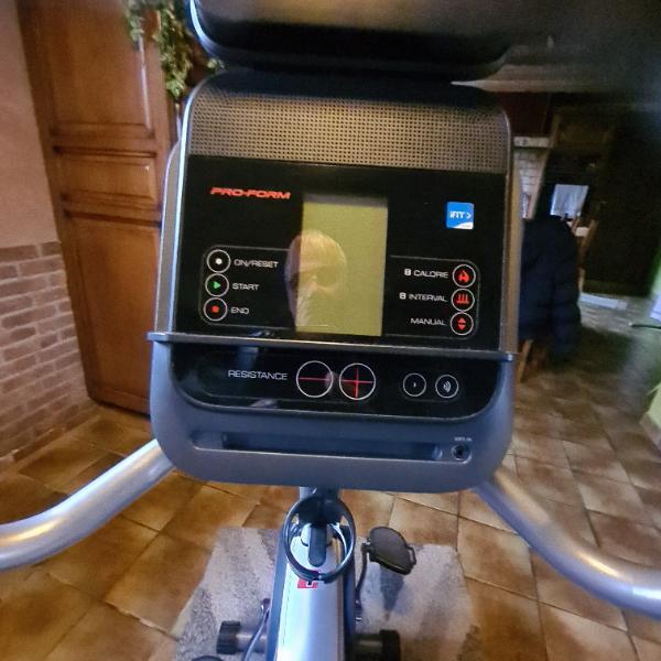 Entre Particuliers - Vélo d'appartement 2/2