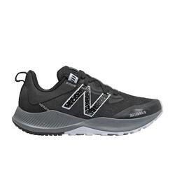 Chaussures de course Femmes New Balance Dynasoft Nitrel V4 noir