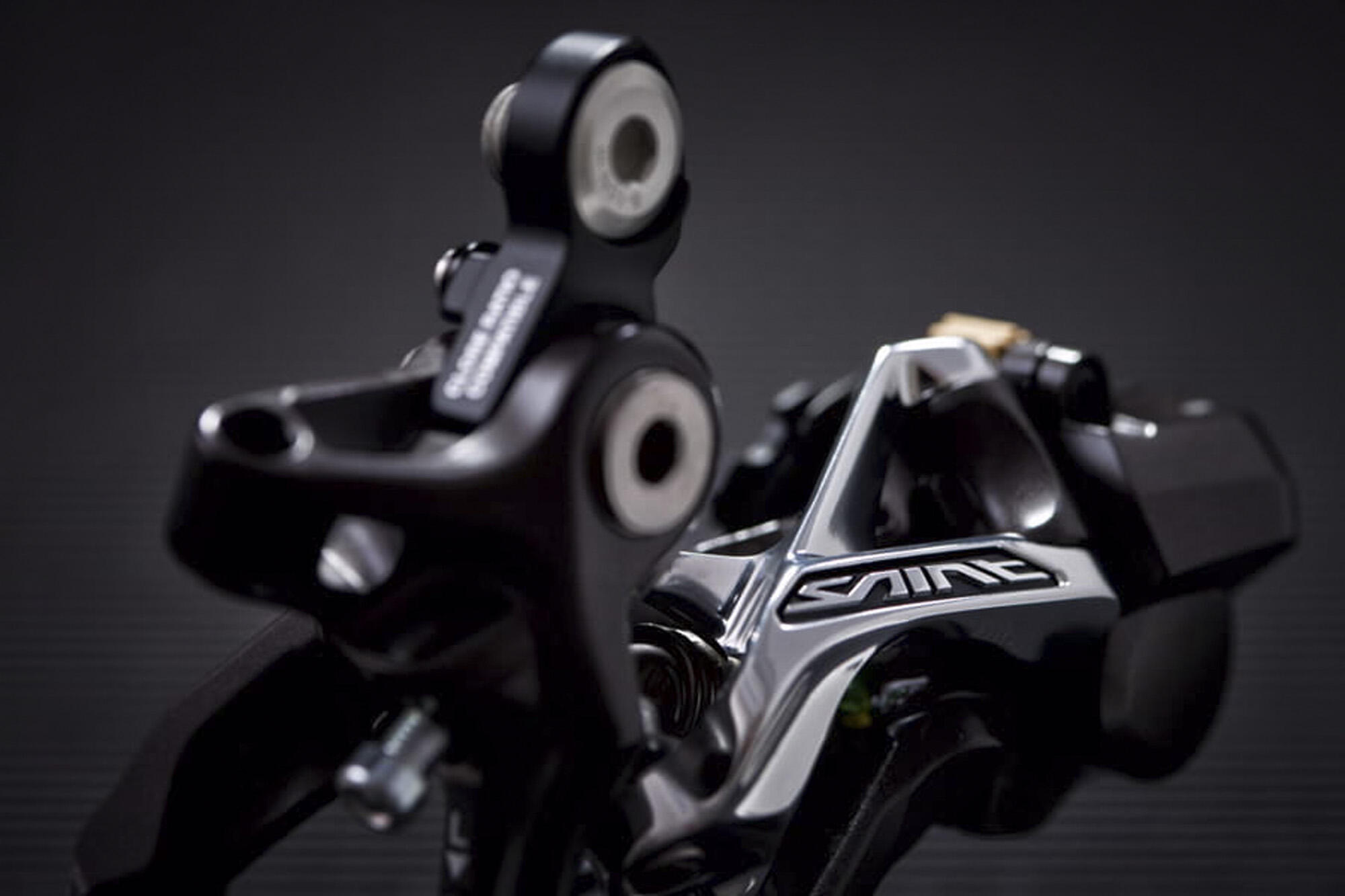 SHIMANO Dérailleur Arrière SAINT M820 SS Shadow+ Chape Courte, Noir 6/6